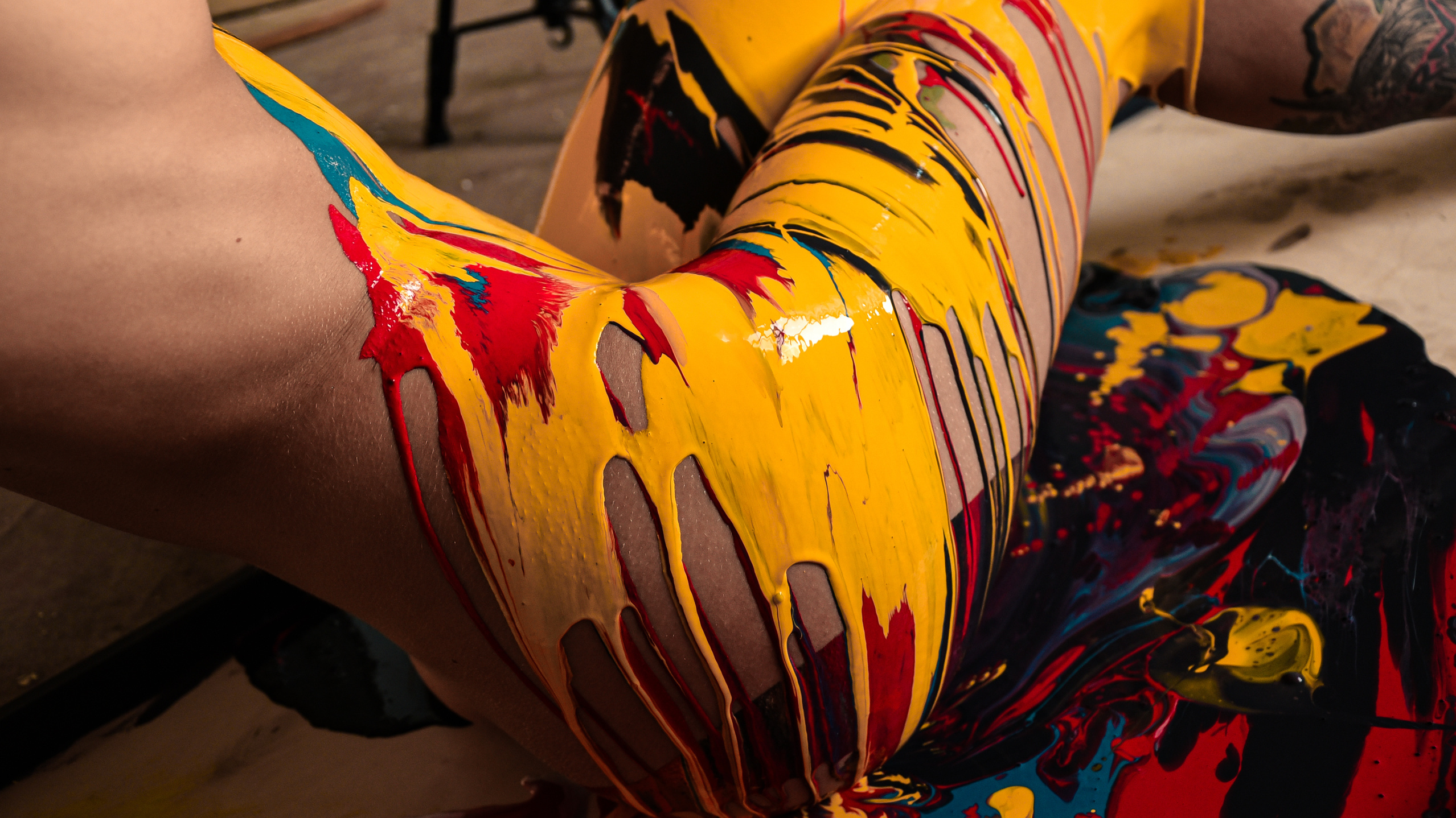 картина флюид арт художник абстракция абстракционизм арт искусство современное искусство интерьер дизайн интерьера художество творчество мастерская 