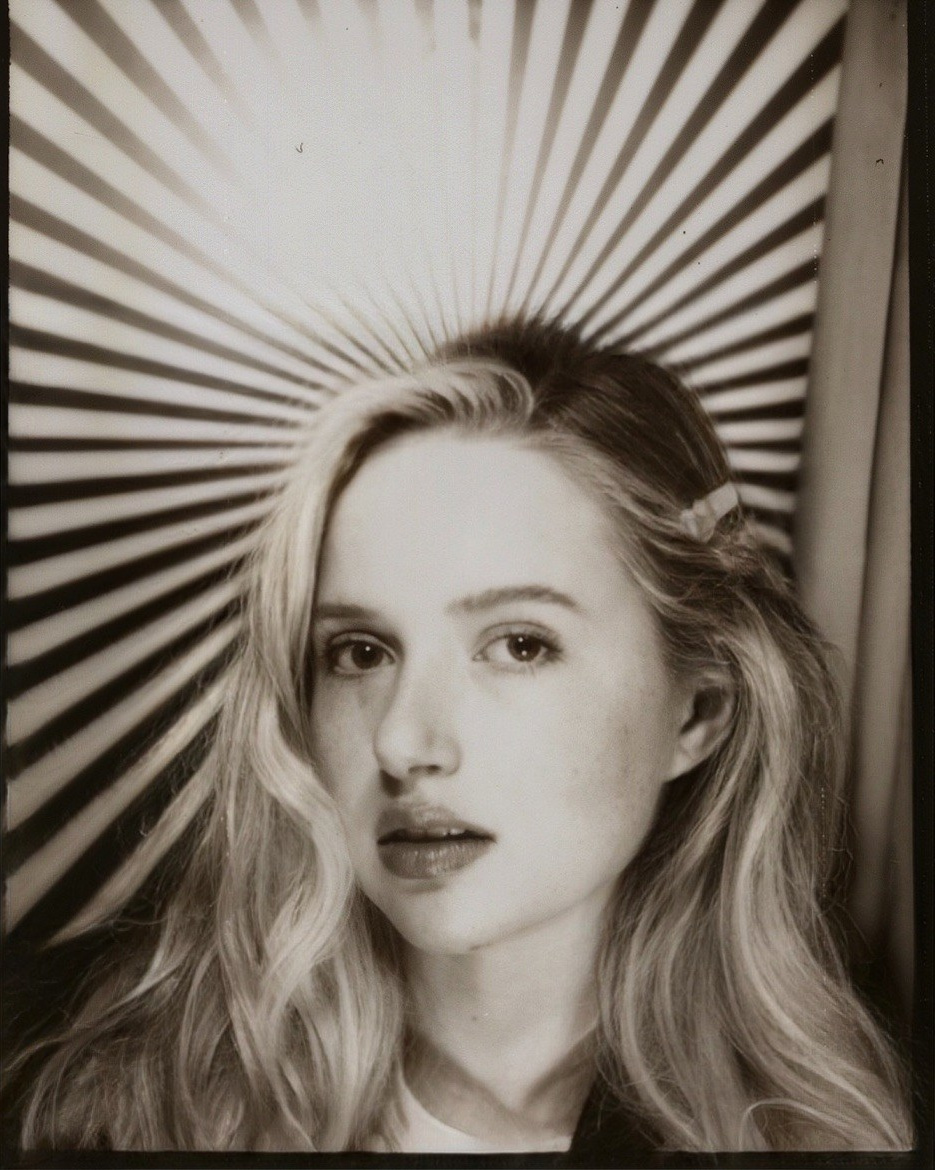 Контакты. Пленочный фотограф Москва