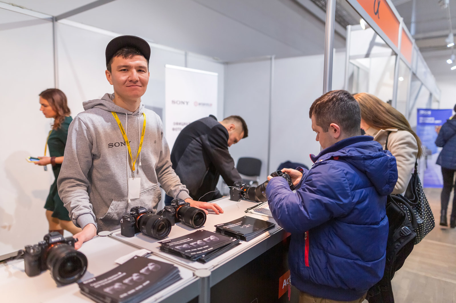 Поездка фотоклуба на выставку. Фотограф Евгений Стельмах в Молодечно и Минске