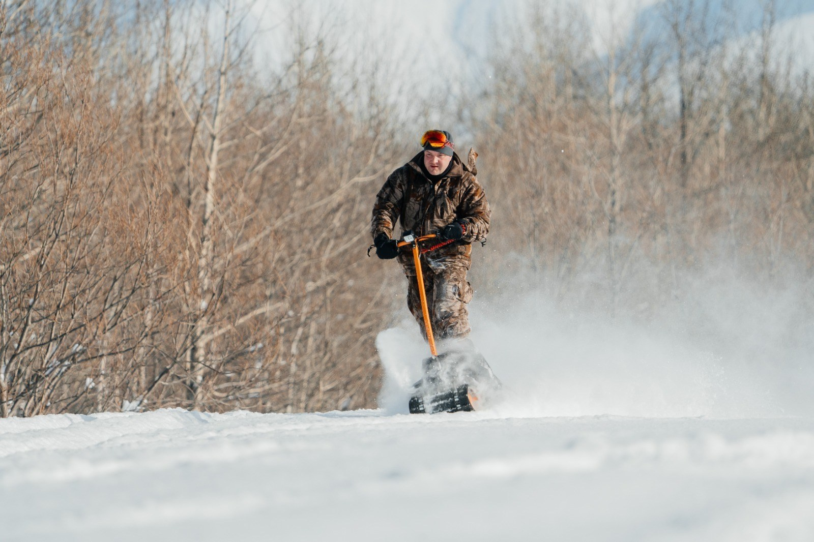 Катание на мотосноуборде. Время Камчатки: чтобы найти свой путь, нужно скорость умножить на время