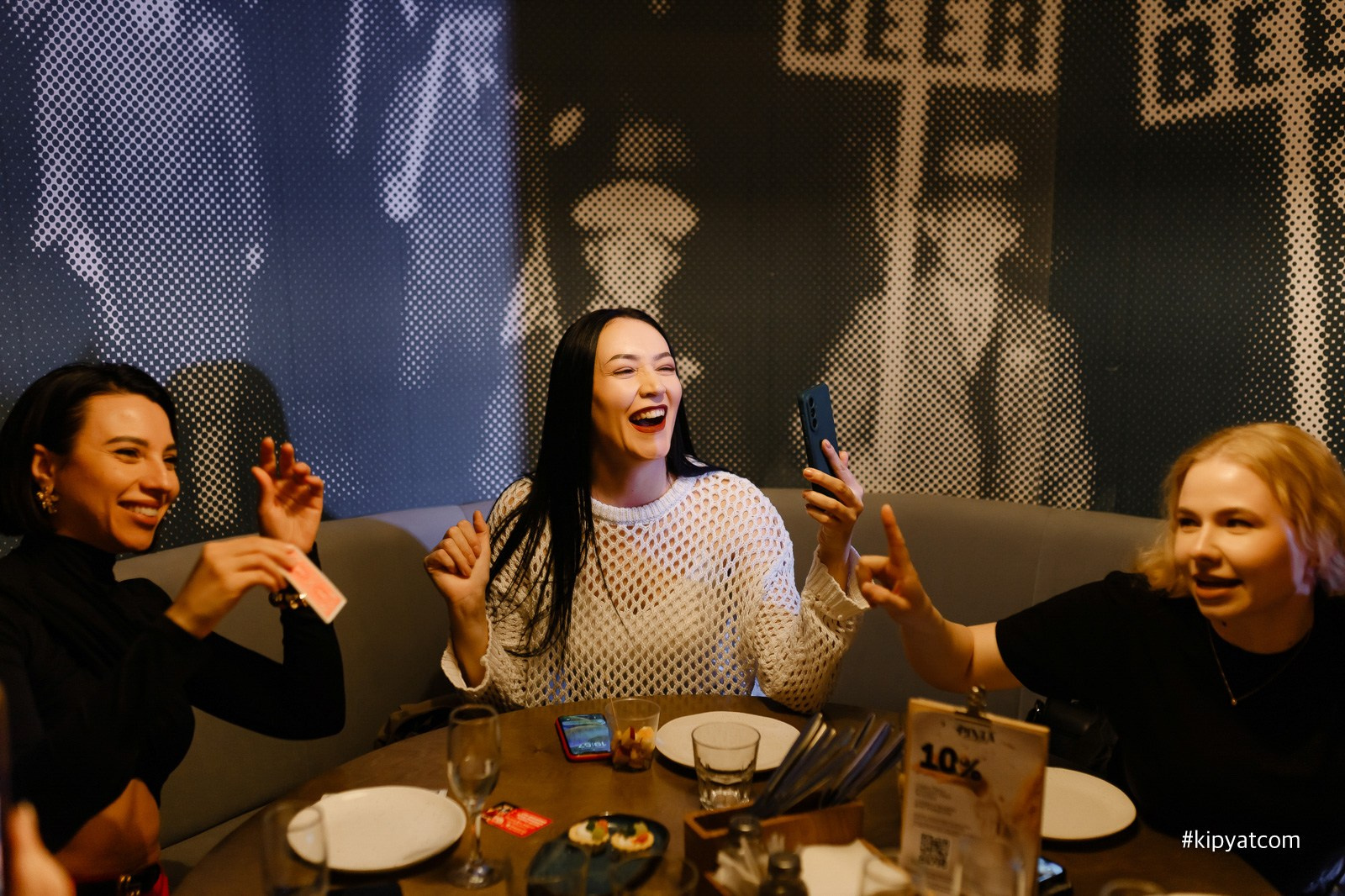 Пинта Bar & Grill в ТД «ЦУМ» — Часть 2. Кипятком Караганда