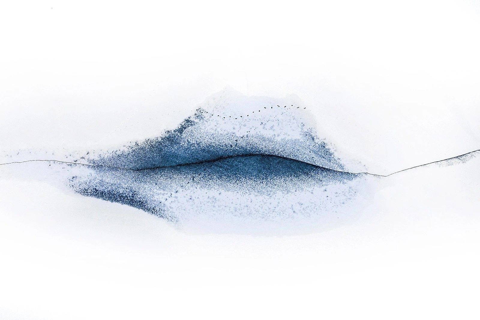 Что сегодня считается минимализмом? Разбираем победителей Minimalist Photography Awards 2026. Фотограф Константин Шамин