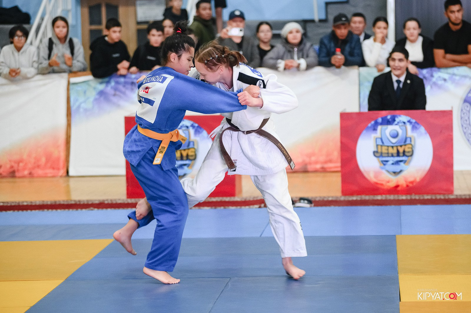 Открытие международного турнира по дзюдо «Огни Магнитки». Кипятком Караганда