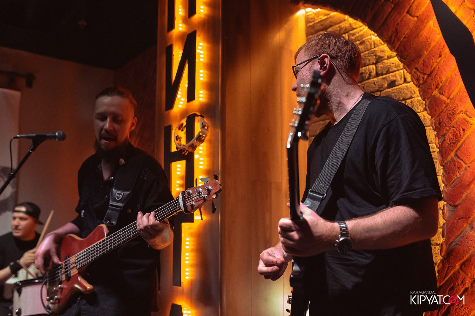 Пинта Bar & Grill в ТД «Алем». Кипятком Караганда