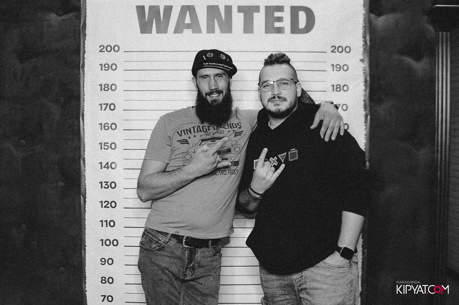 Saint Twins Detective. Кипятком Караганда