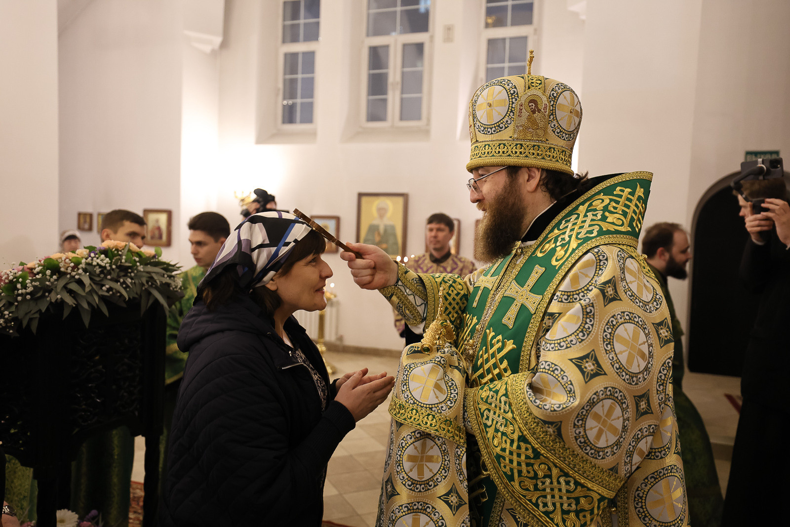 Архиерейское богослужение в храме Божией Матери «Всех скорбящих Радость». Северное благочиние Саратовской епархии