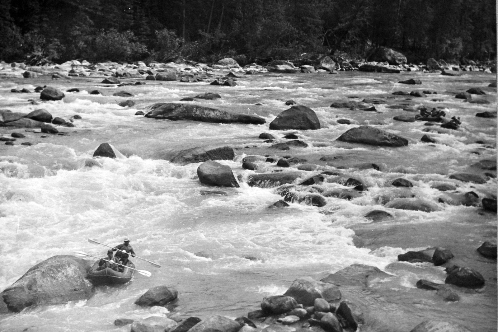 Первая экспедиция туристов-водников Алтая (1970). Фотограф Эдуард Алмадаков