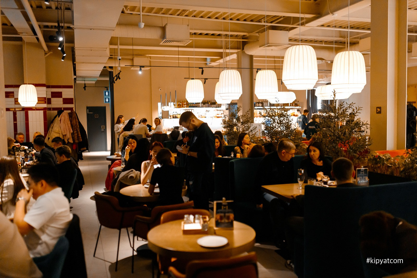 Пинта Bar & Grill в ТД «ЦУМ». Кипятком Караганда