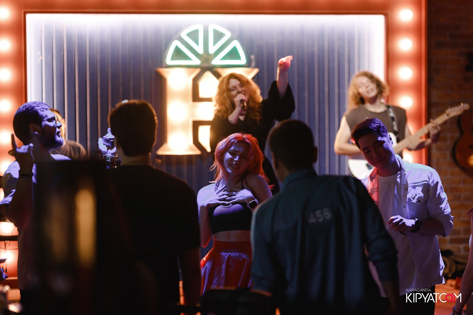 Harat's Irish Pub. Кипятком Караганда