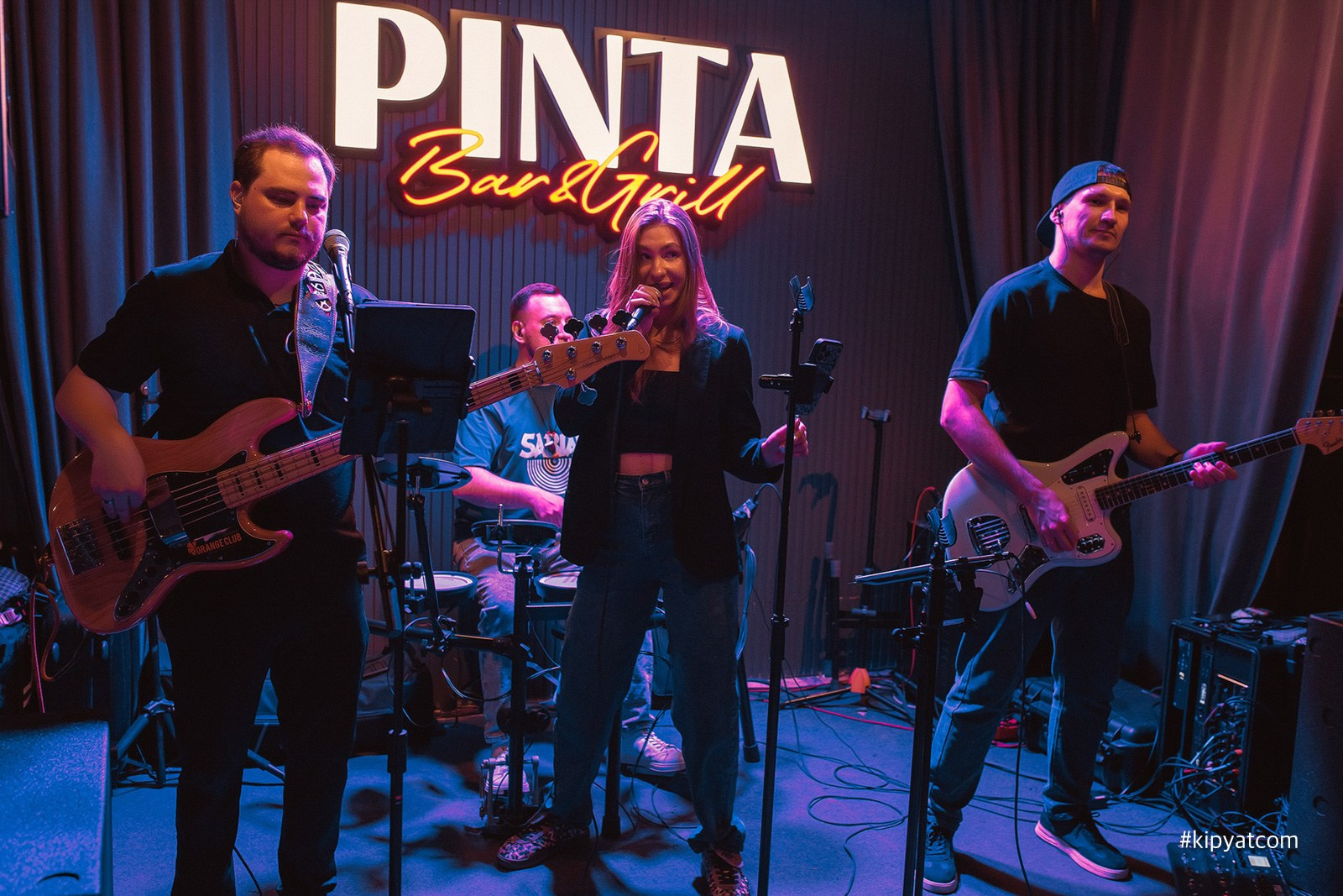 Пинта Bar & Grill на ул. Таттимбета. Кипятком Караганда