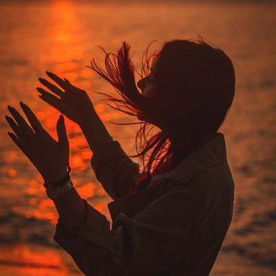 «Что стоит за портетом?» в Москве 18 мая