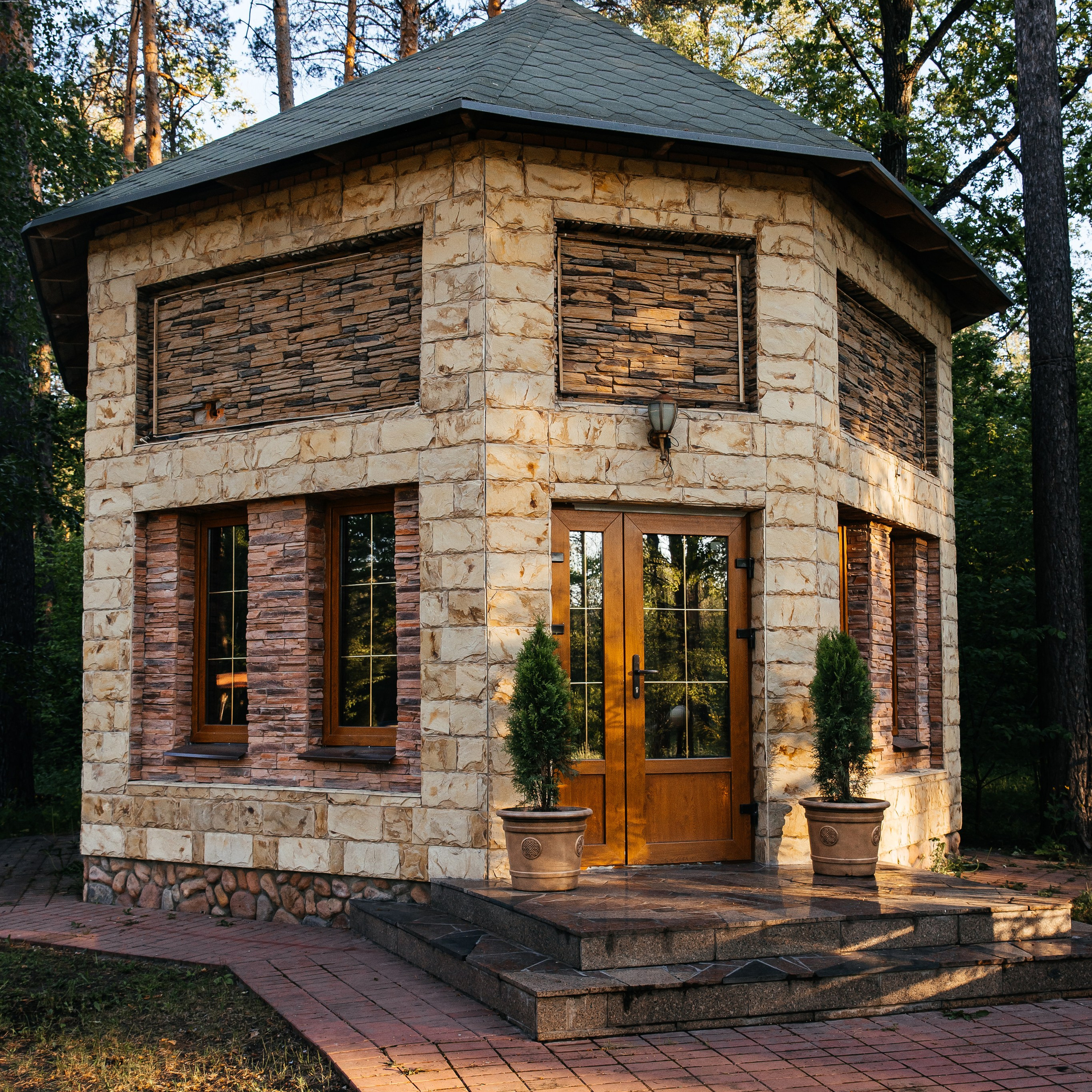 УСЛУГИ И РАЗВЛЕЧЕНИЯ. ЛЕСОПАРК | Загородное кафе