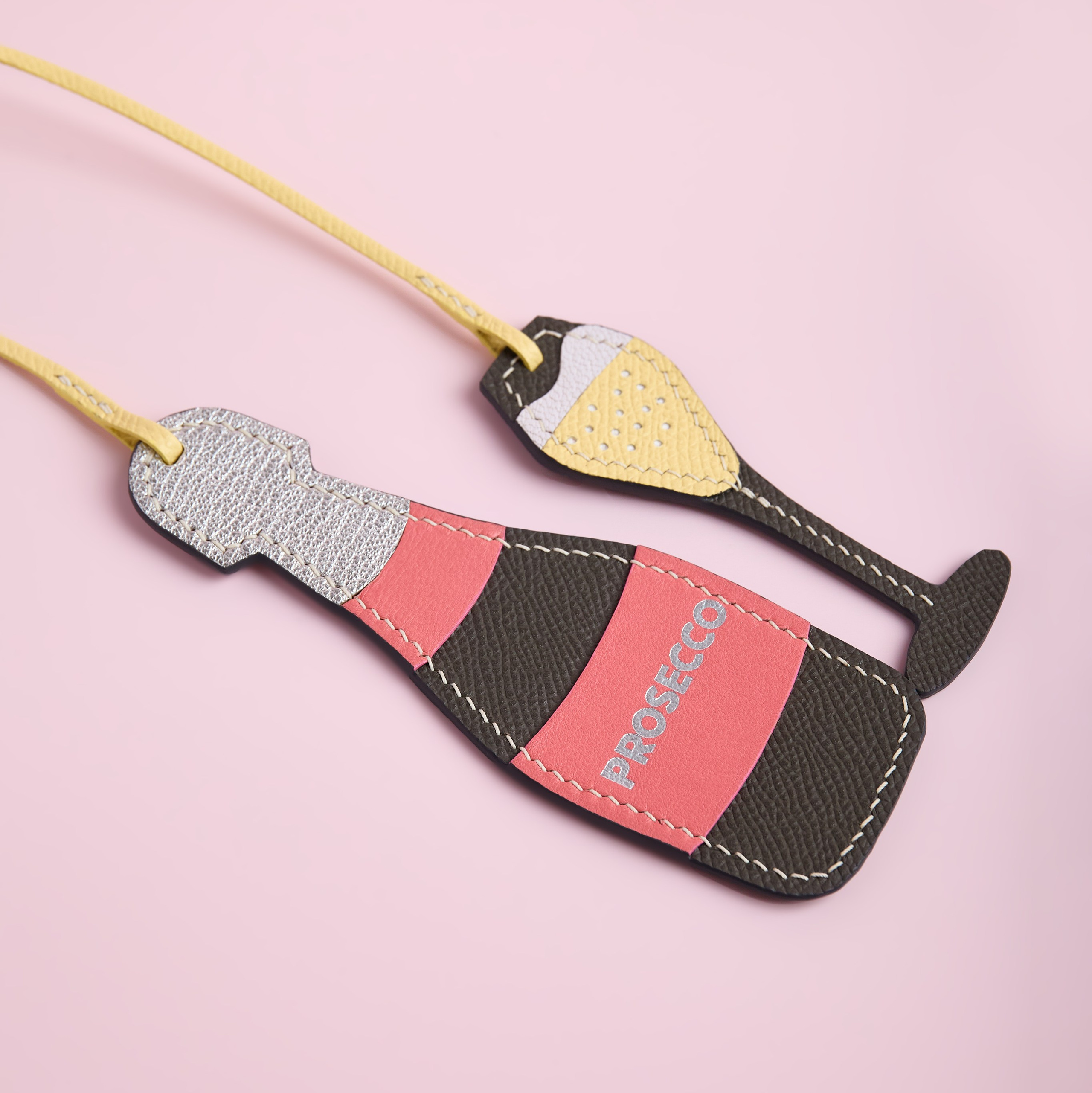 Услуги. Частный мастер — дизайнер по созданию аксессуаров из кожи Олег Шарыгин