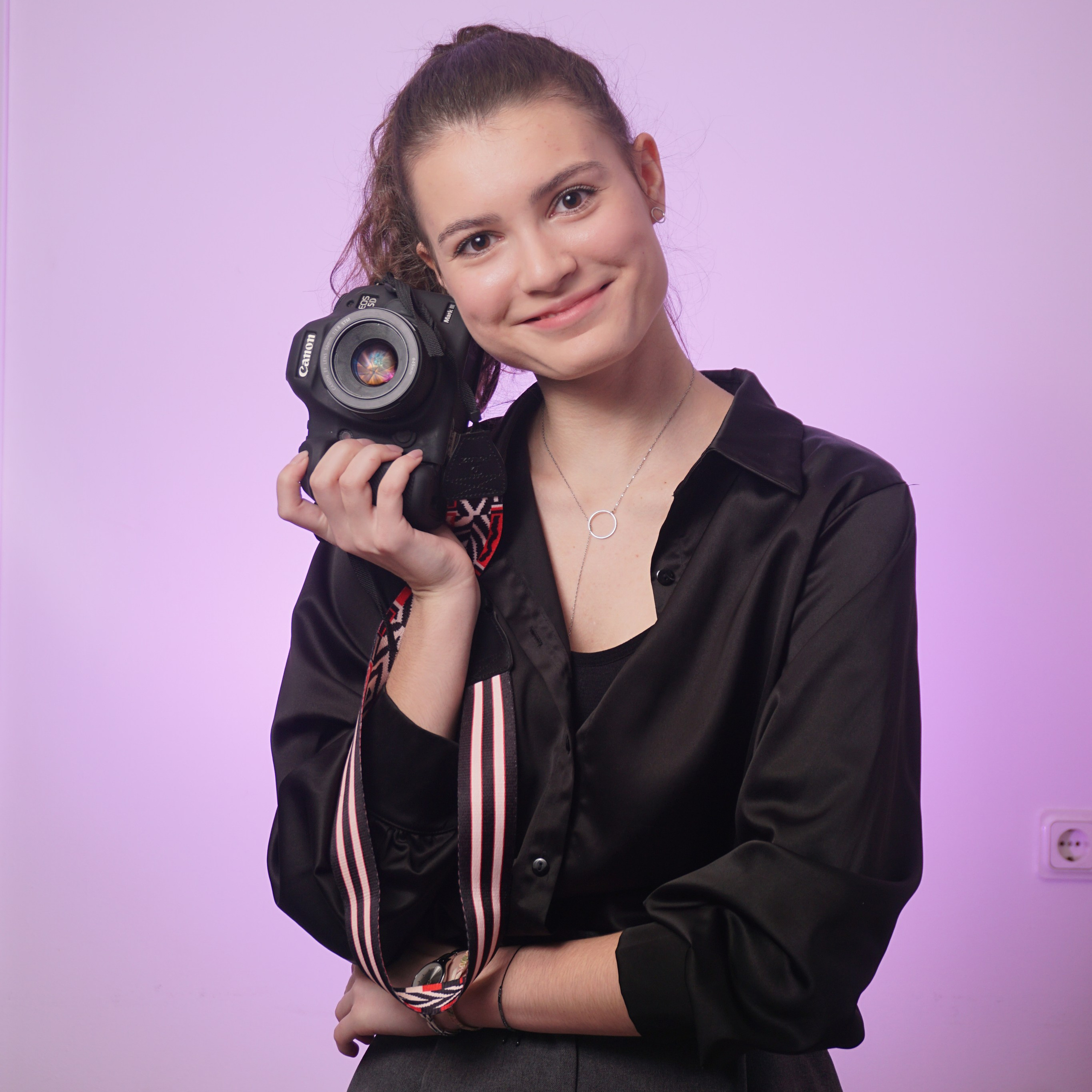 Контакты. Ангелина Тамилина — репортажный фотограф в Санкт-Петербурге