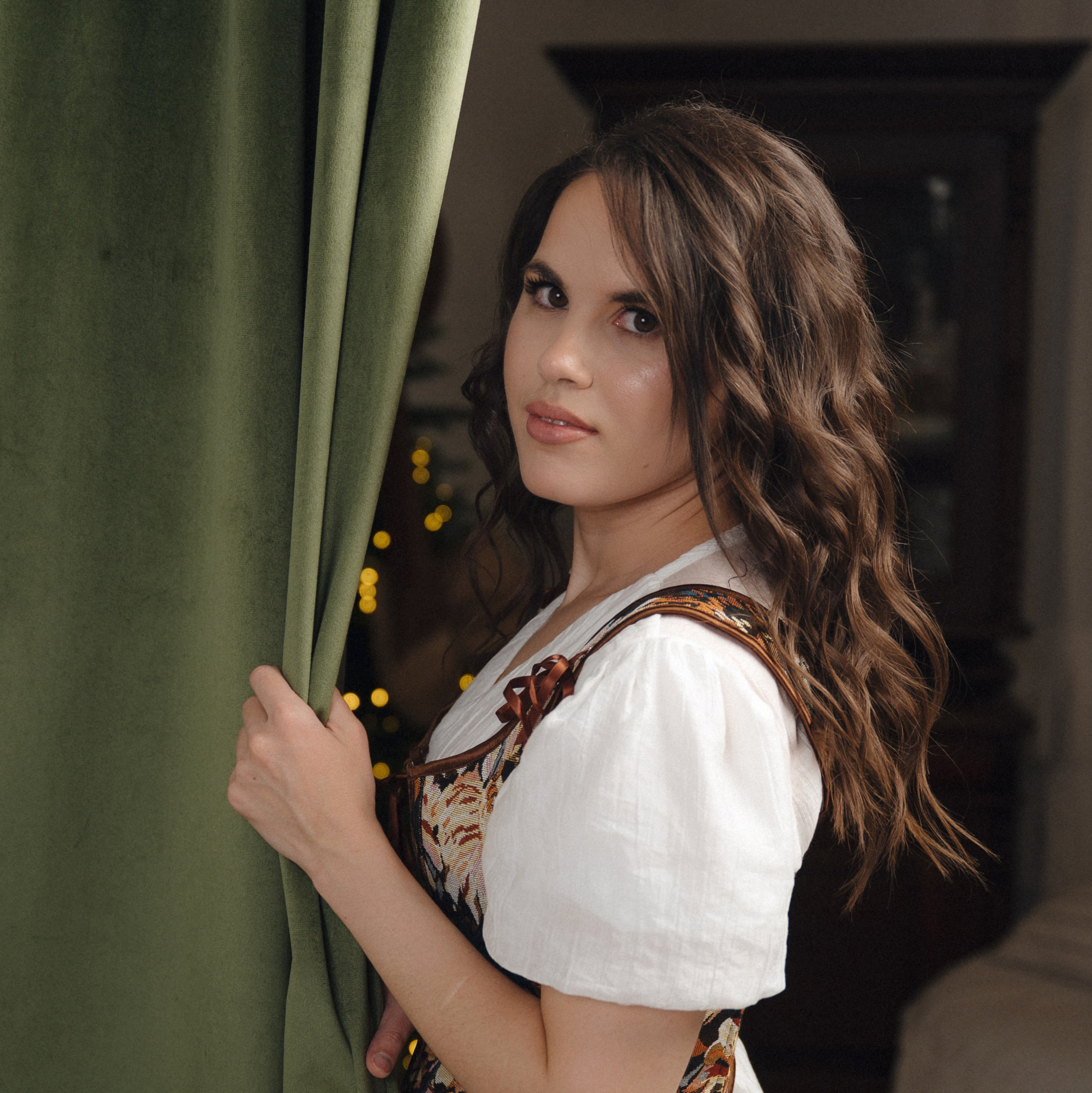 Контакты. Фотограф новорожденных в Воткинске Илона Урванцева