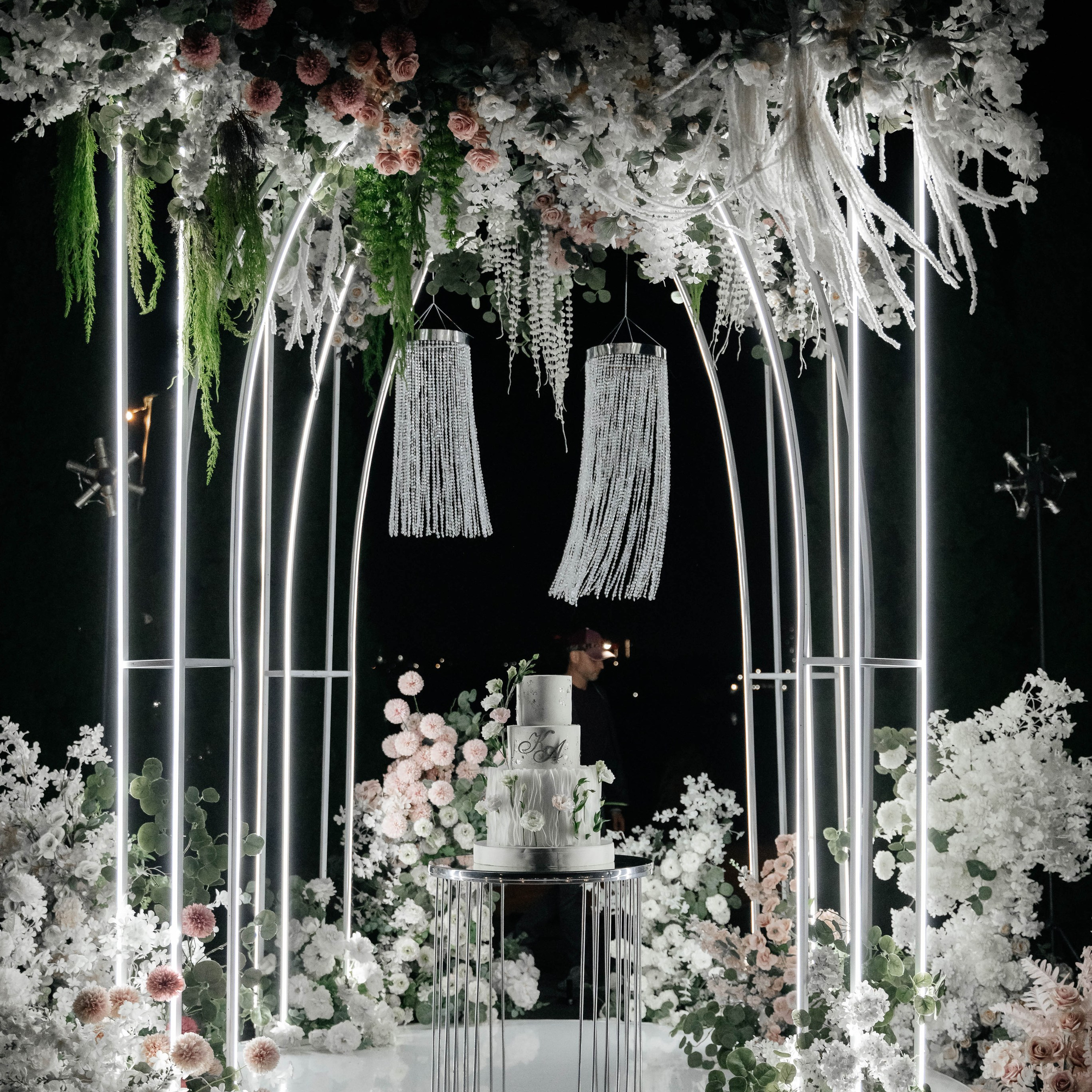 Эффектный свадебный финал в Ростове-на-Дону — организация NOVIKOVA EVENT DOM