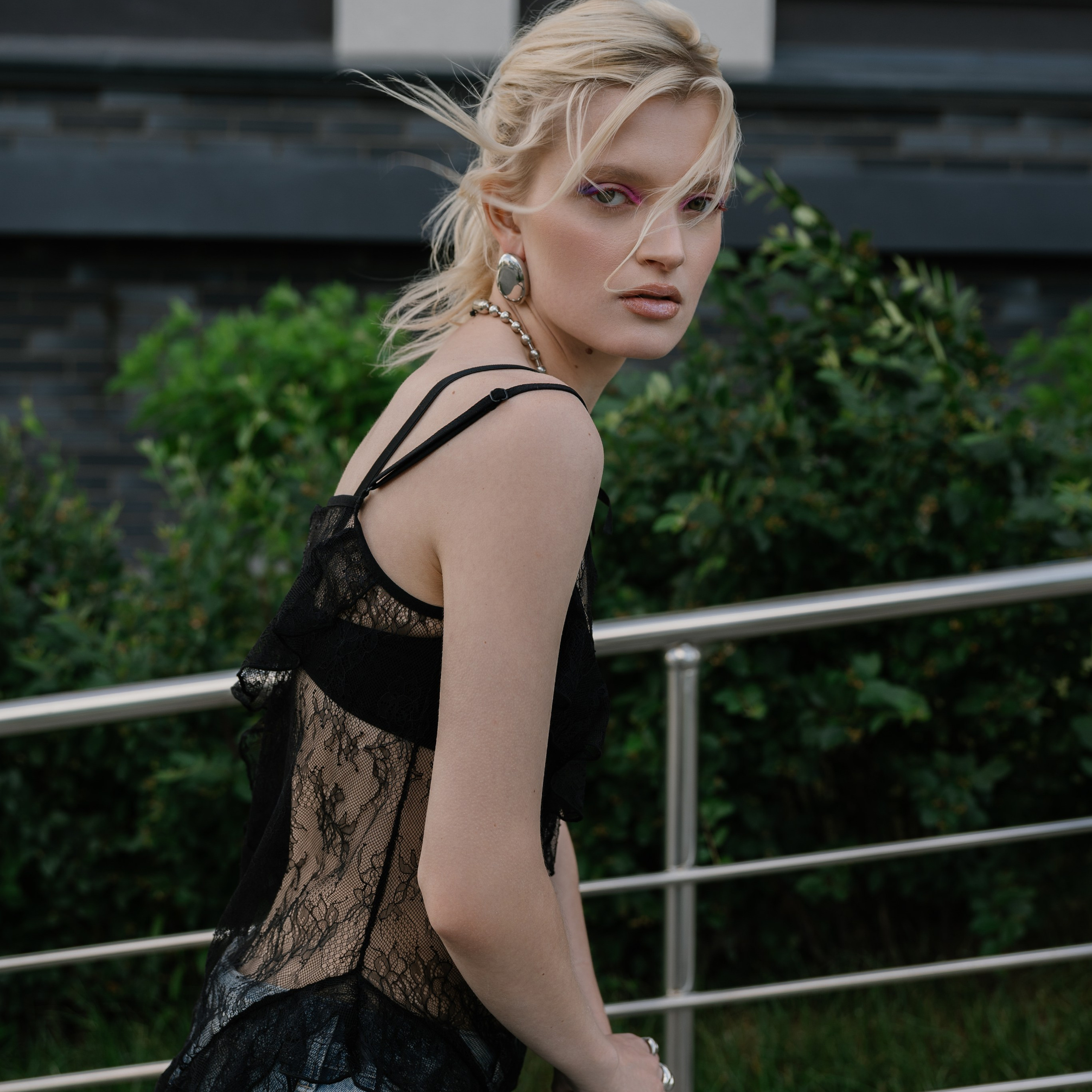 Услуги. Вита Овчинникова. Фотограф в Новосибирске. Снимаю женские портреты, контент для блогеров и брендов