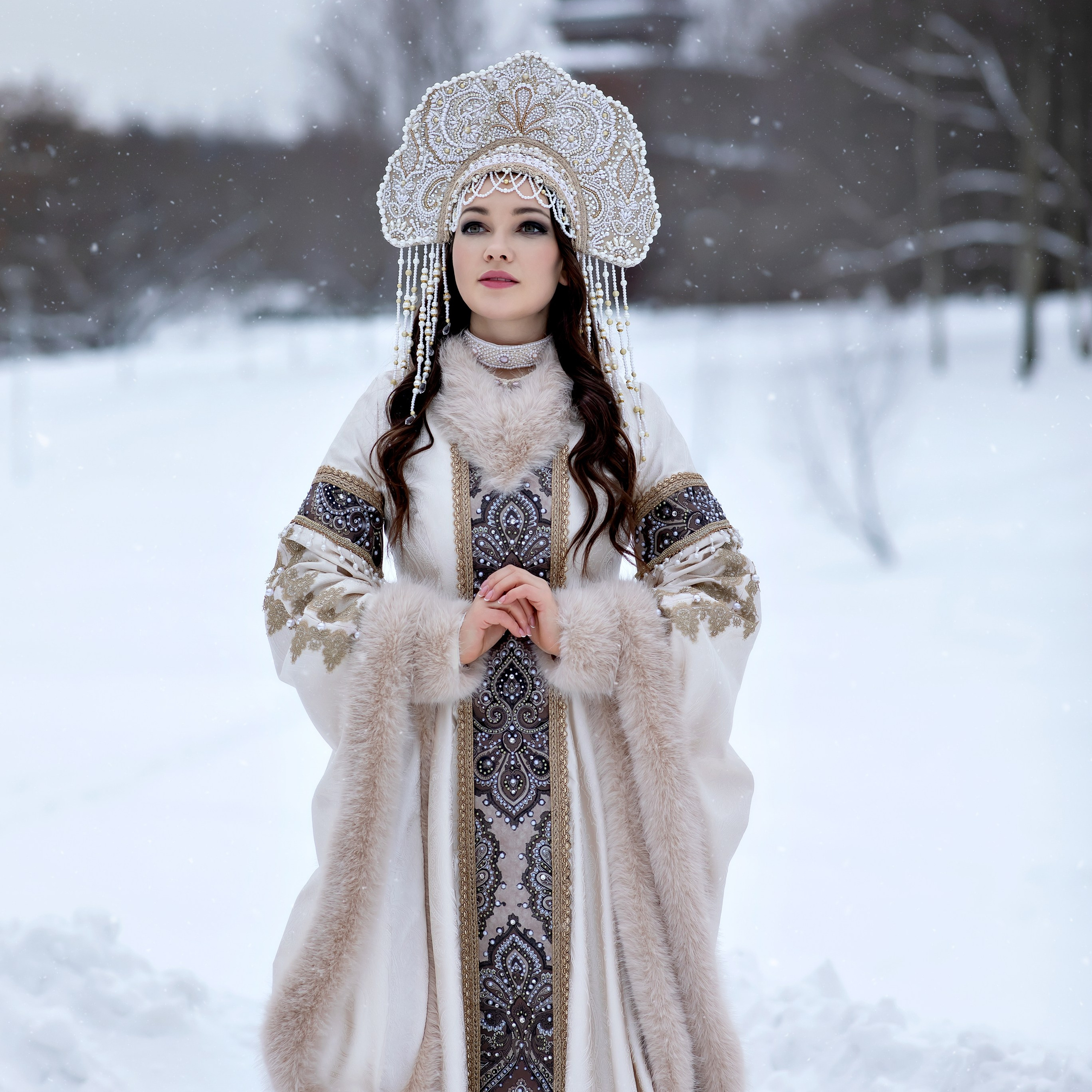 Сайт фотографа Елены Мигачевой. Дизайнер костюмов и украшений, фотограф