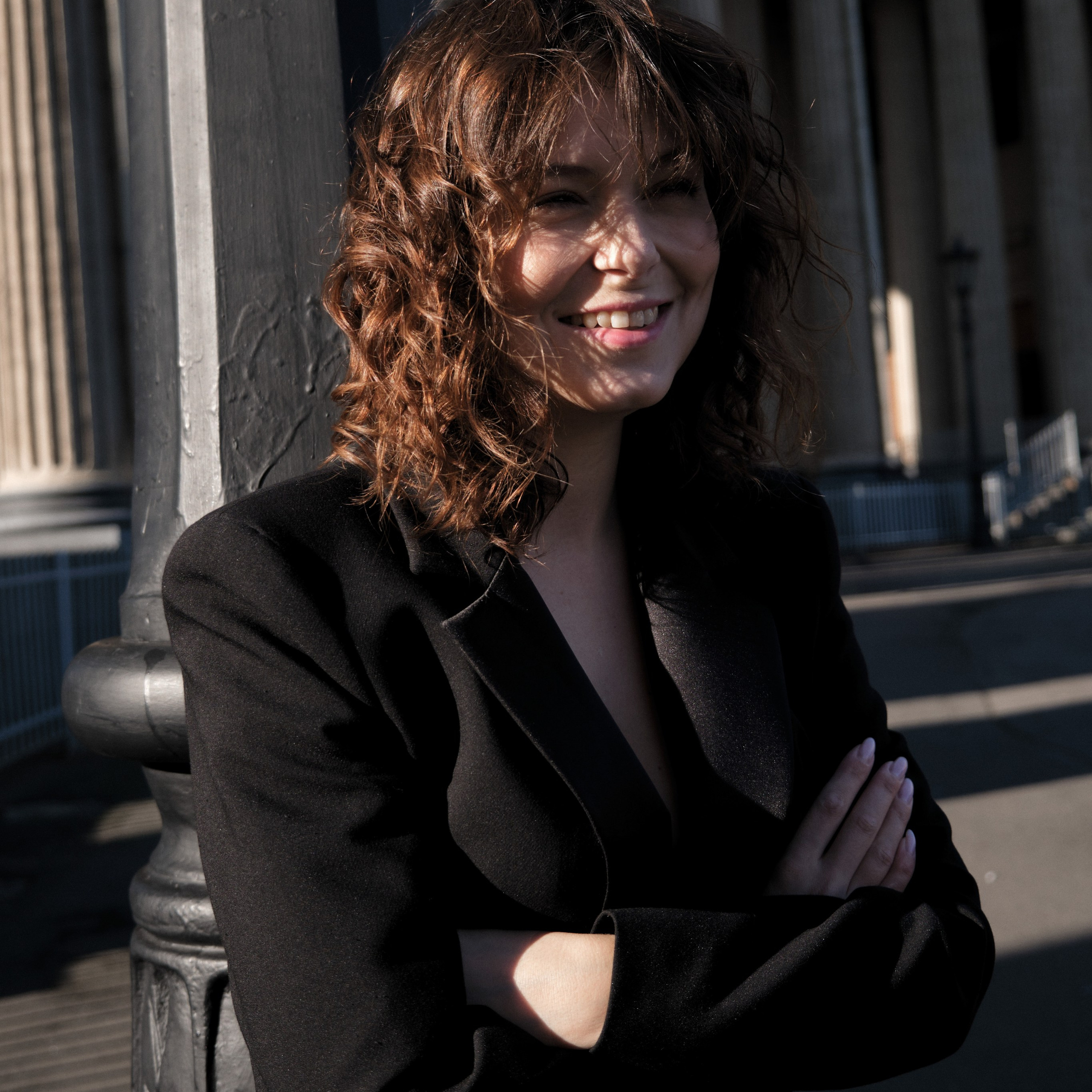 Контакты. Предметная фотография