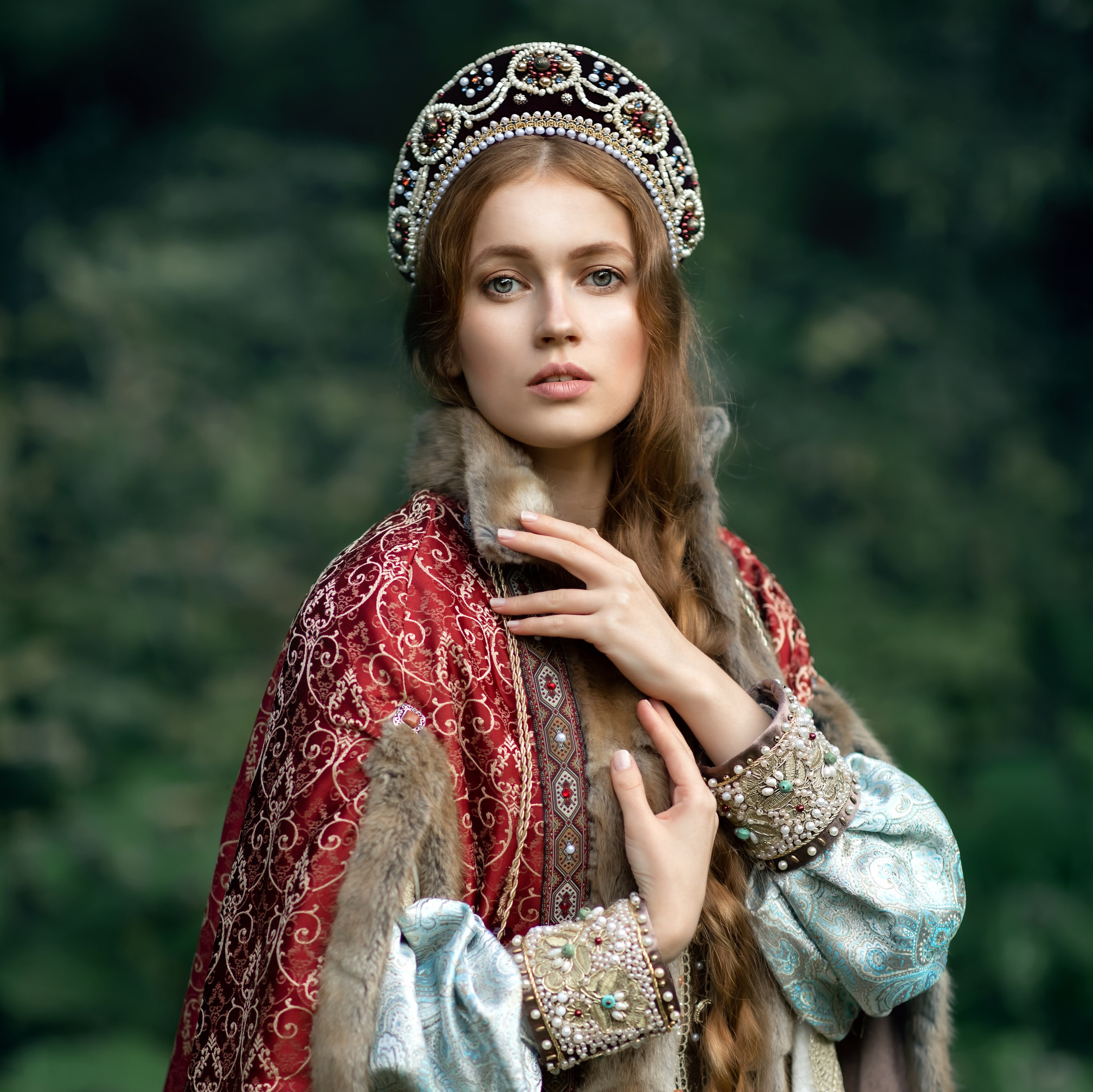 Сайт фотографа Елены Мигачевой. Дизайнер костюмов и украшений, фотограф