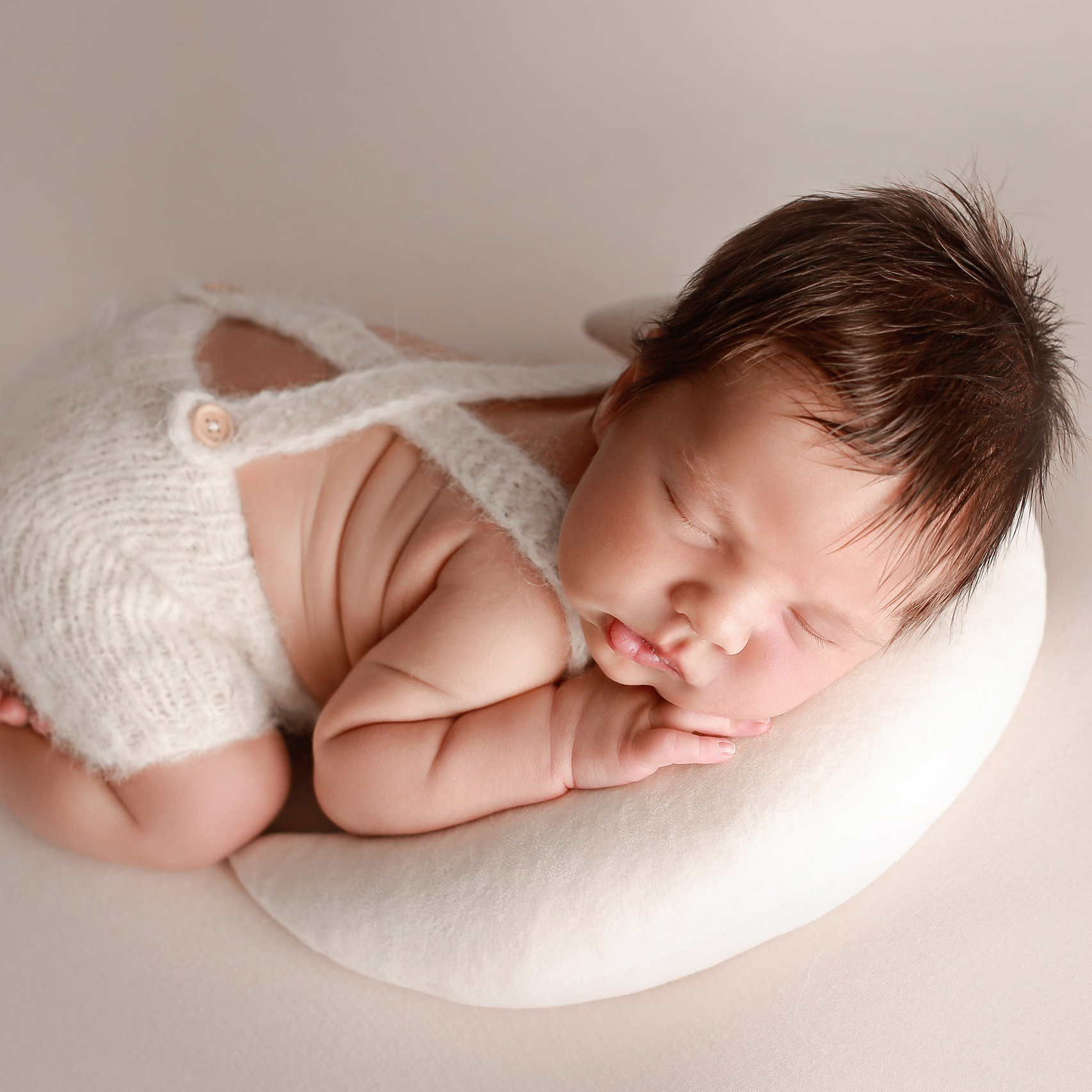 Новорожденная съемка. Фотограф новорождённых и малышей до года в Оренбурге Елена Кульниязова