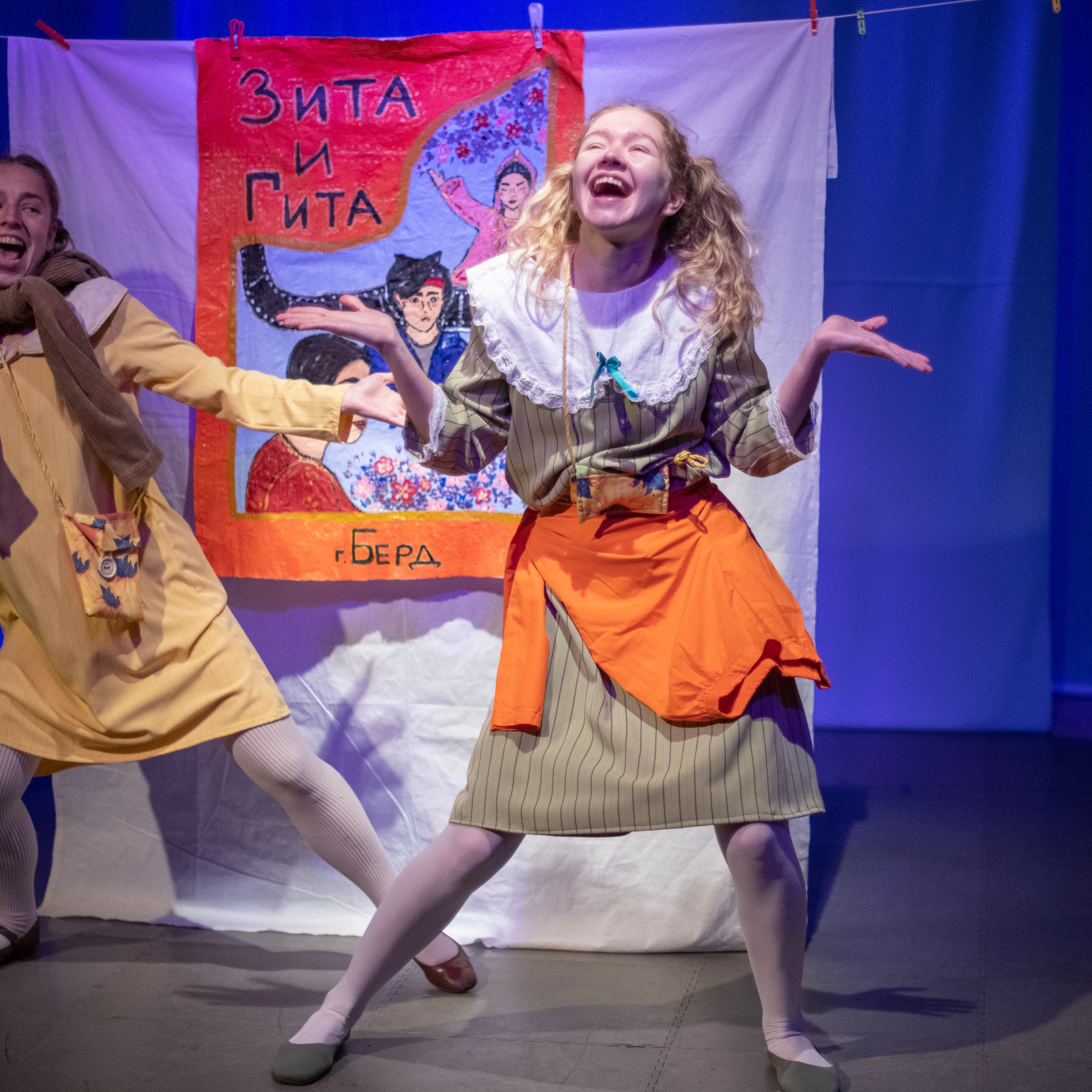 Манюня идет в кино. Театр «НИТИ» Санкт-Петербург