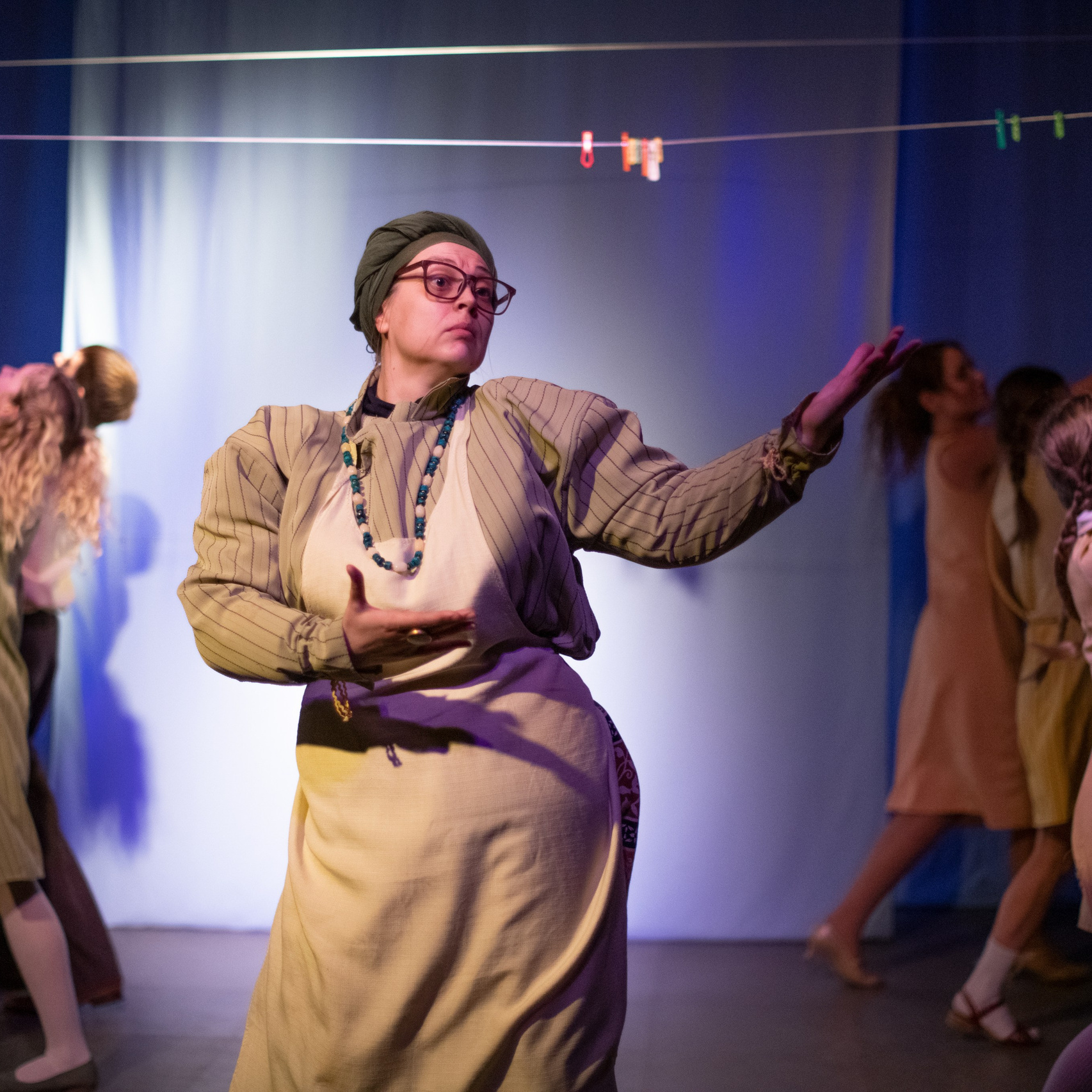 Манюня идет в кино. Театр «НИТИ» Санкт-Петербург