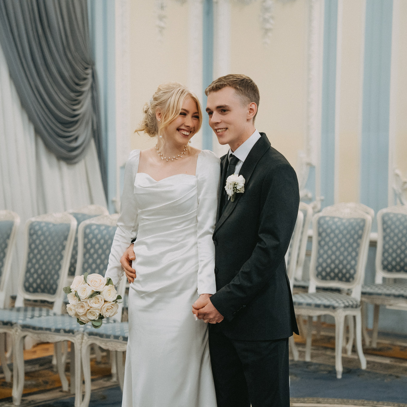 Свадебная фотосессия в Санкт-Петербурге. Свадебный фотограф Санкт-Петербург. Свадебный фотограф СПб. Свадебный фотограф Питер. Фотосессия в загсе. Свадьба для двоих