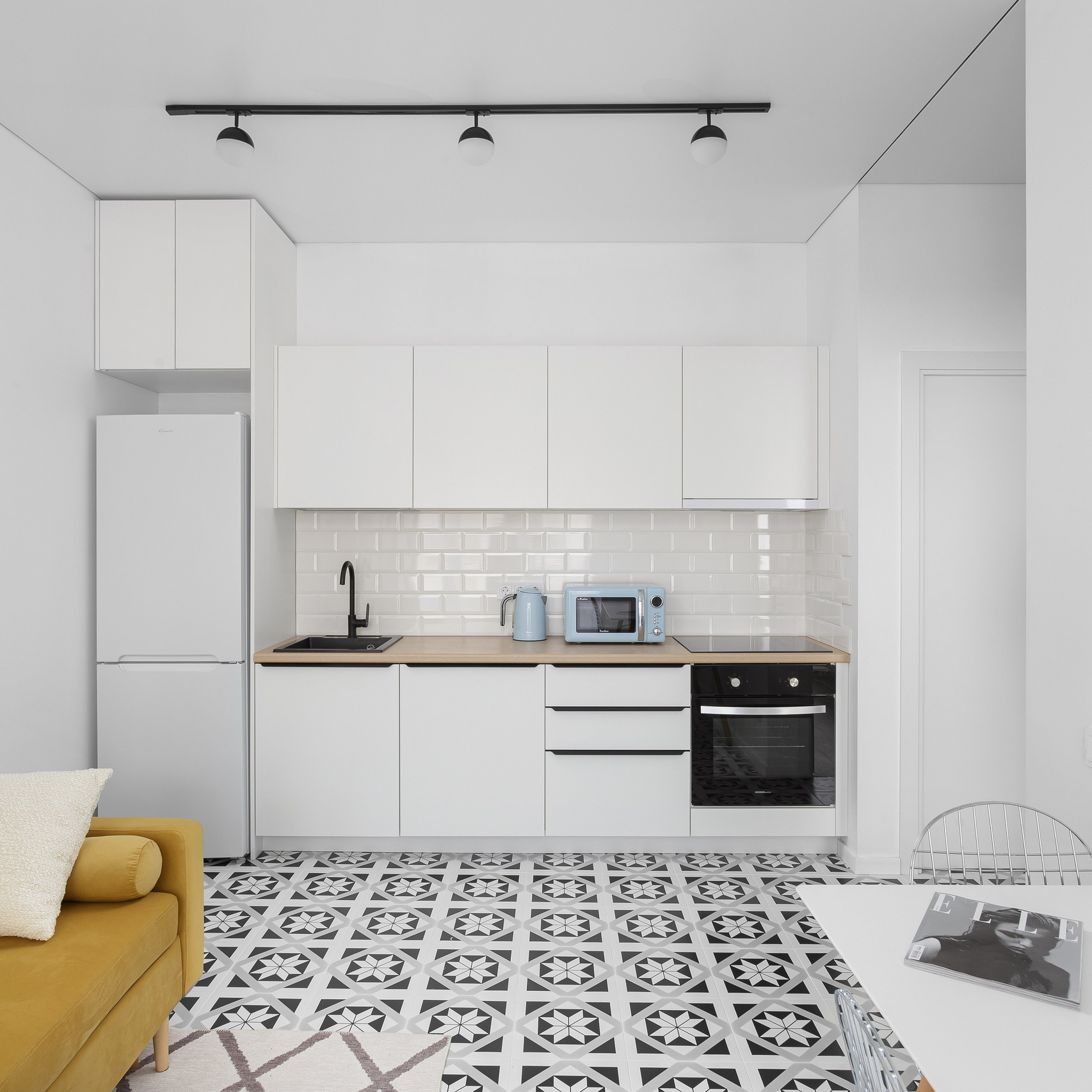 ИНТЕРВЬЮ С ОСНОВАТЕЛЯМИ món buro ДЛЯ PONOMAREV ARCHITECTS. Студия дизайна интерьера в Сочи mon buro Дизайнер Павел Пура