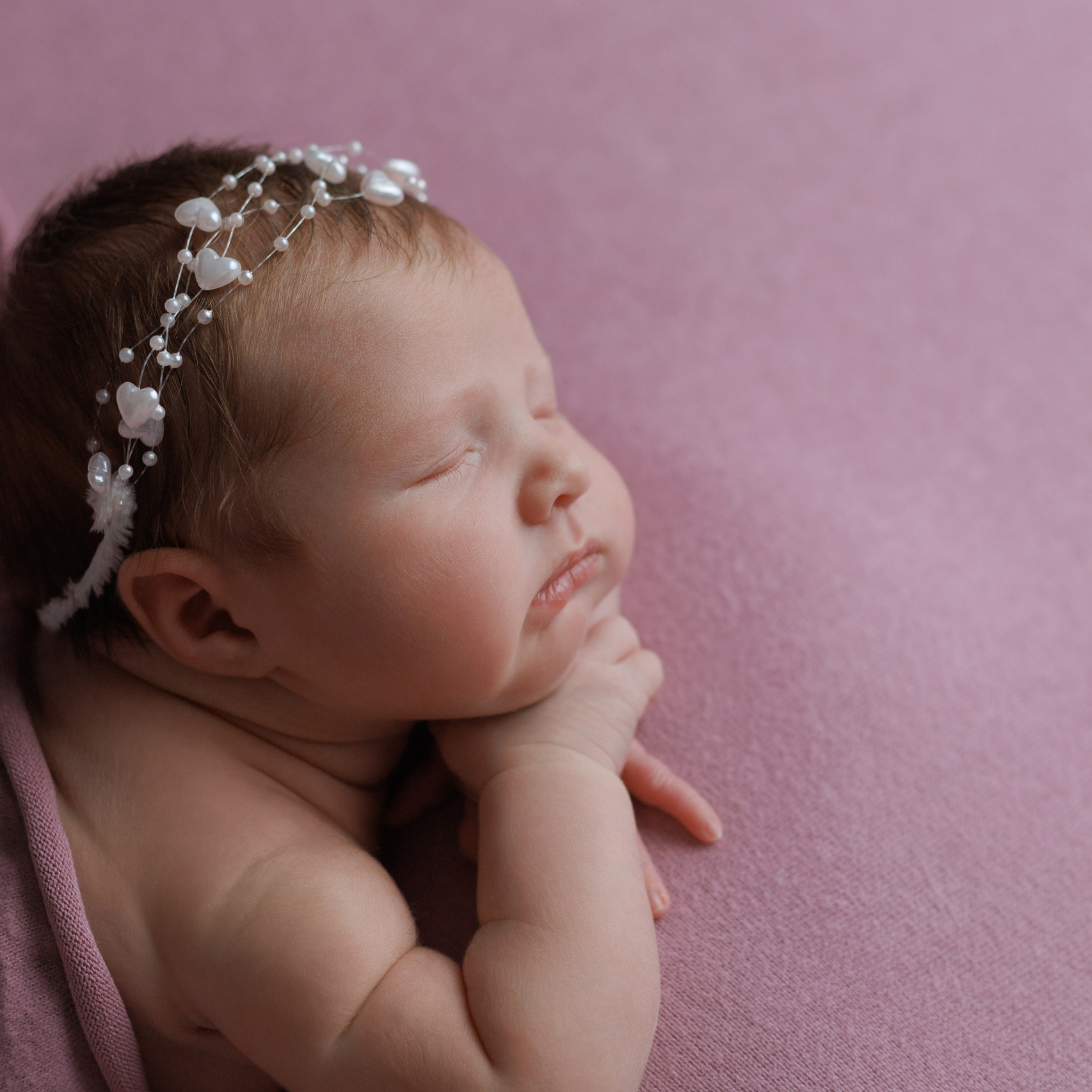 малыш на фоне красивые фото маленьких детей