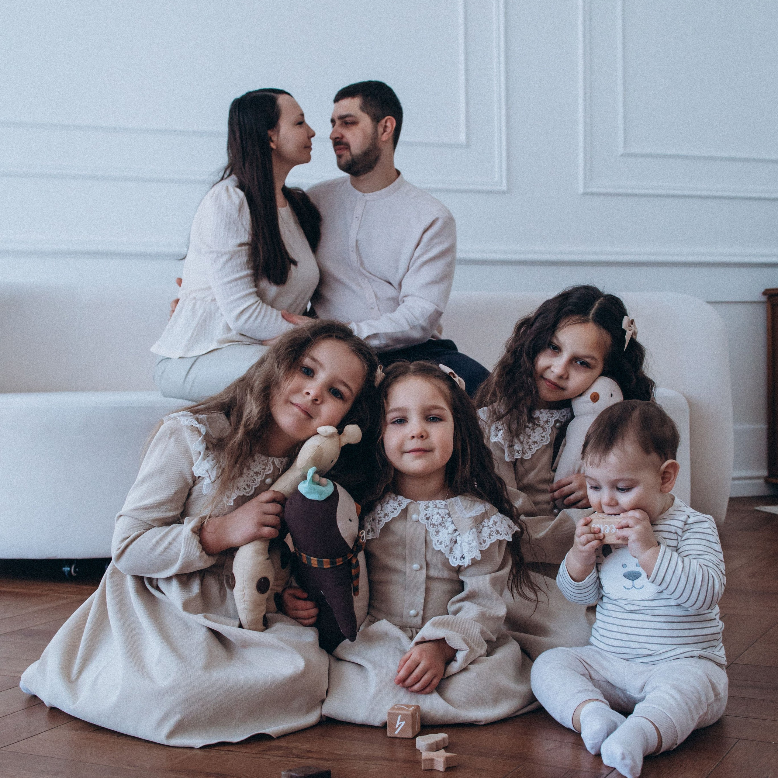 Домашняя Семейная Студийная. Семейный фотограф Нижневартовск Тюмень Ефимова Ирина