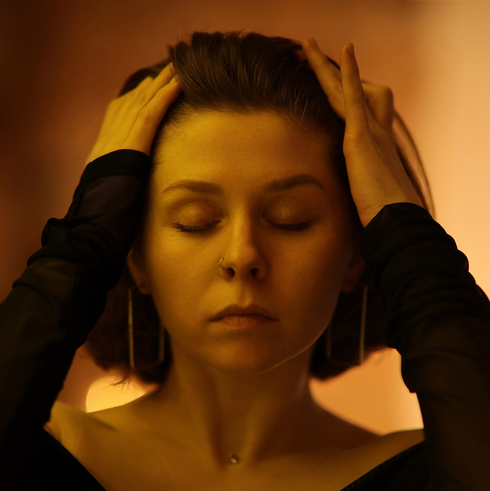 Контакты. Фотограф Катерина Оляпка в Перми