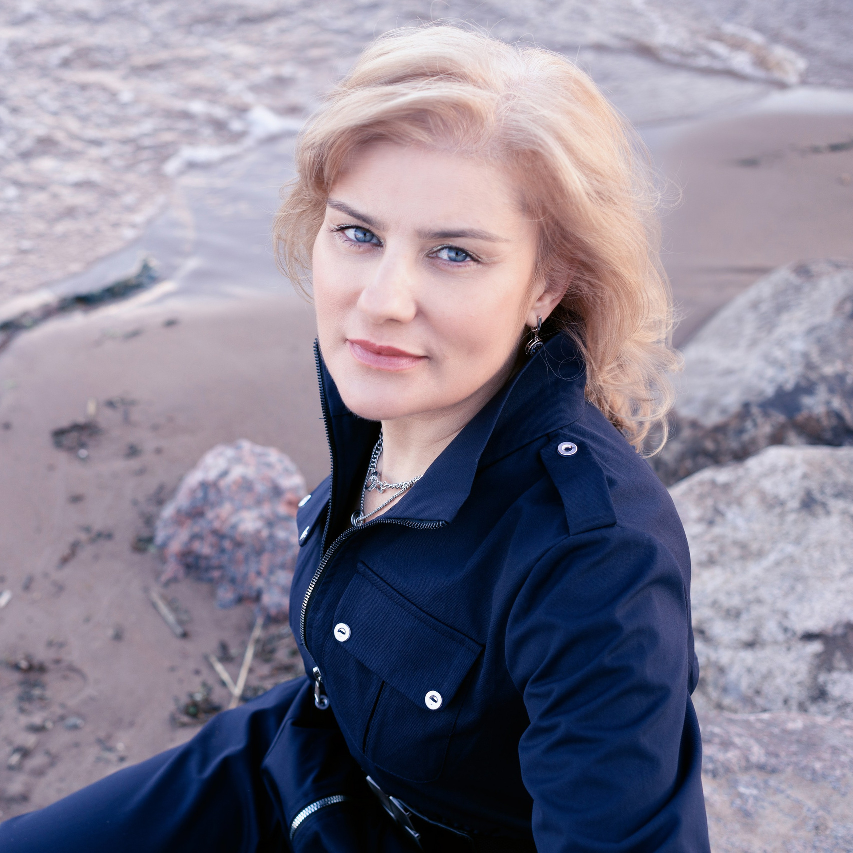 Фото-интервью с волонтерами, помогающими бездомным животным. Портретный фотограф в Санкт-Петербурге