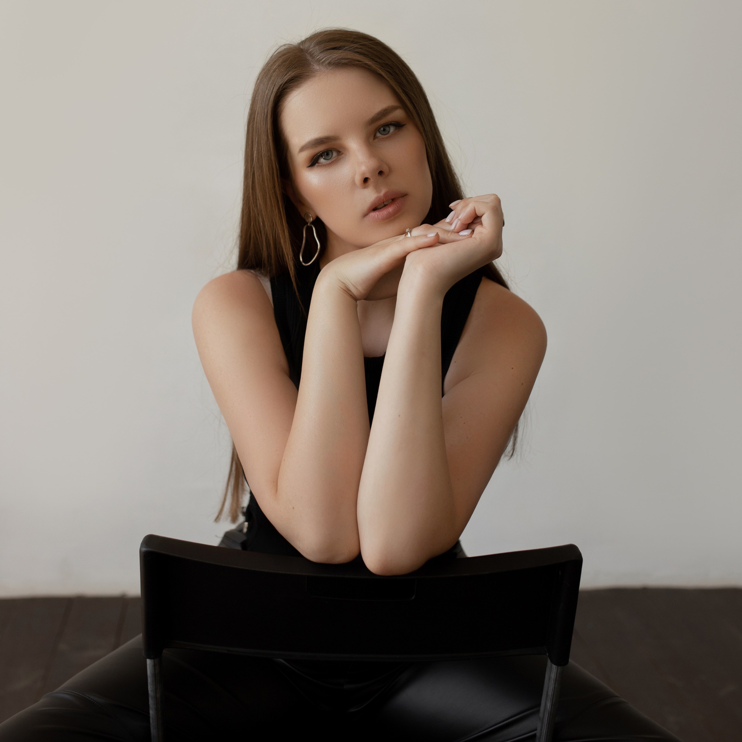 Контакты. Ксения Исакова — фотограф Кострома