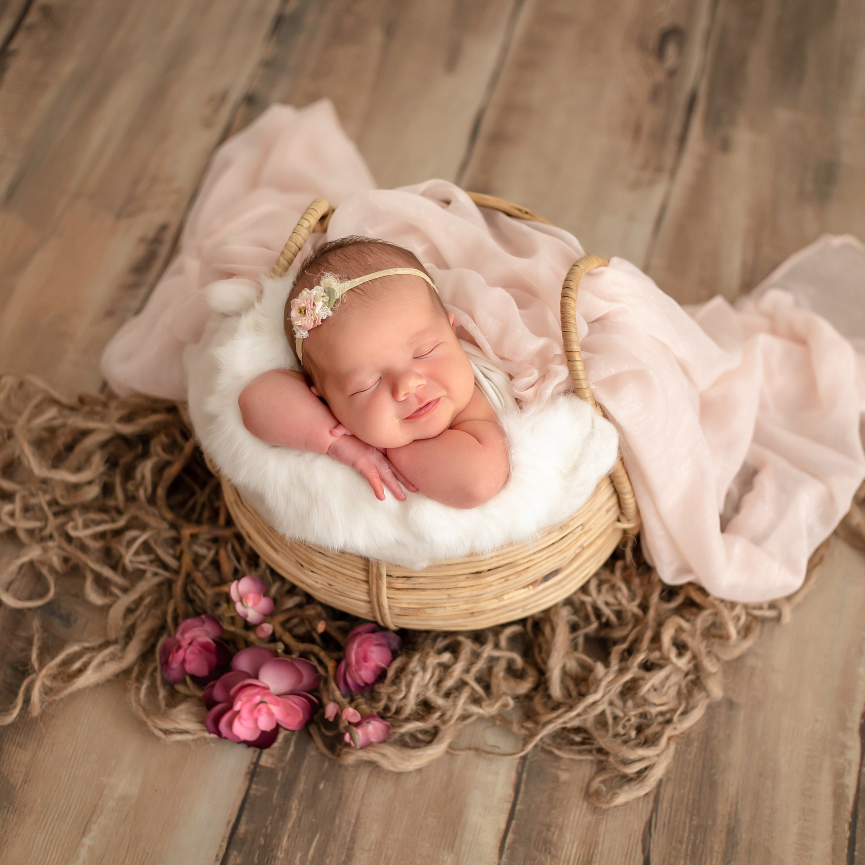 Фотограф новорожденных в Тюмени