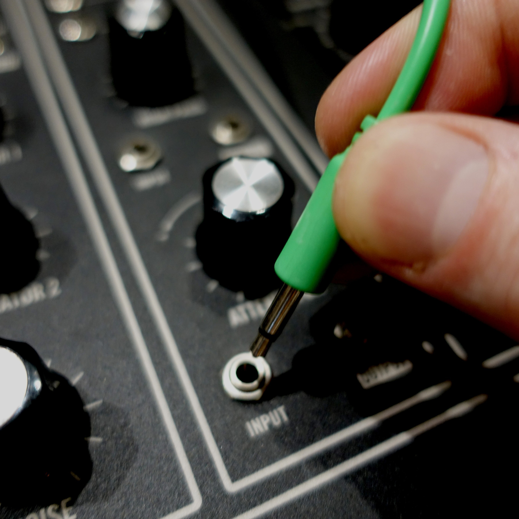 Синтез звука: интенсив по саунд-дизайну (Vital) — Дмитрий 2Dcube. Дмитрий 2Dcube Ларионов — музыкант, саунд-дизайнер, блогер