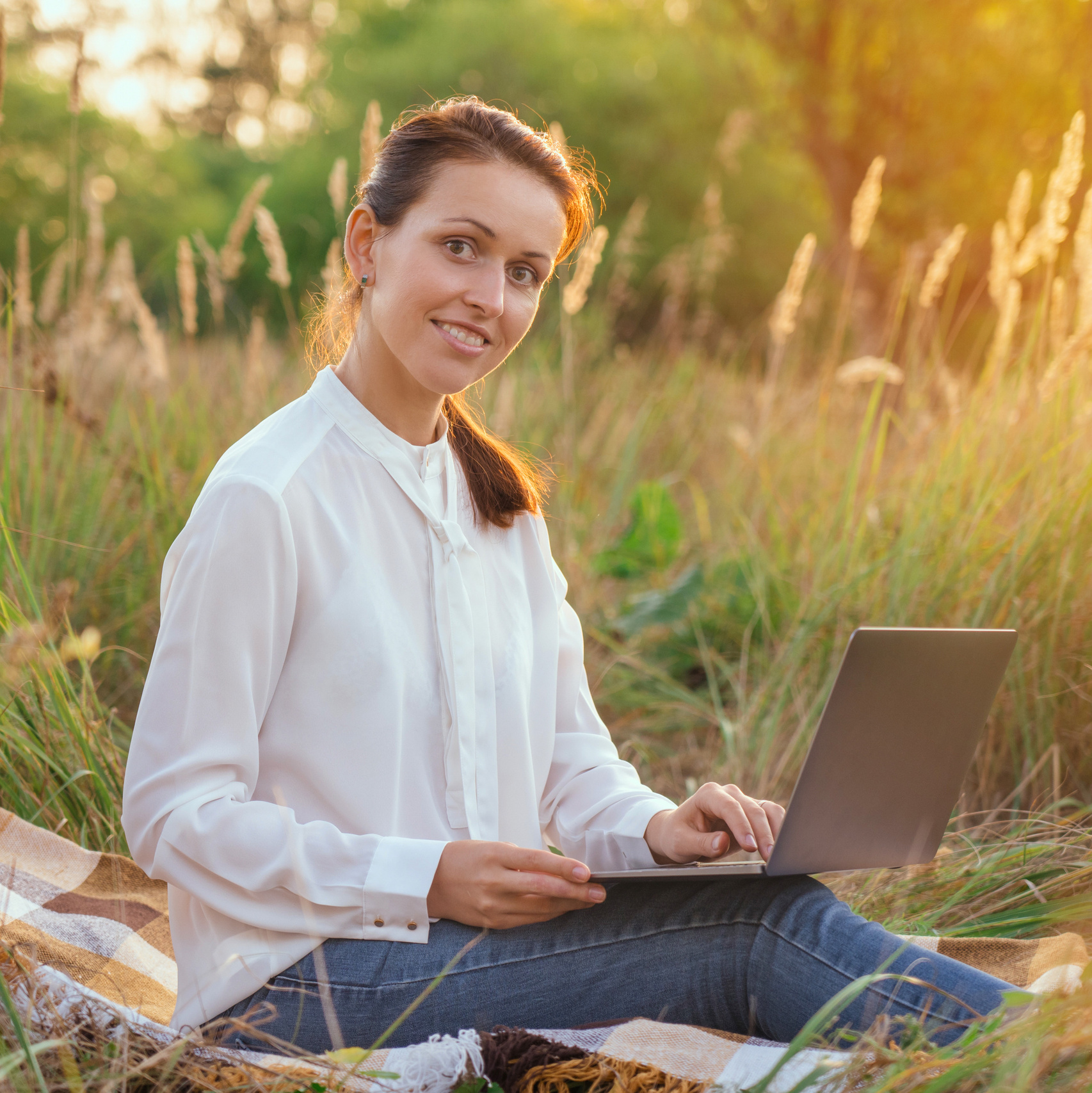 Контакты фотографа в г. Агидель. Семейный фотограф в г. Агидель Лариса Руденко