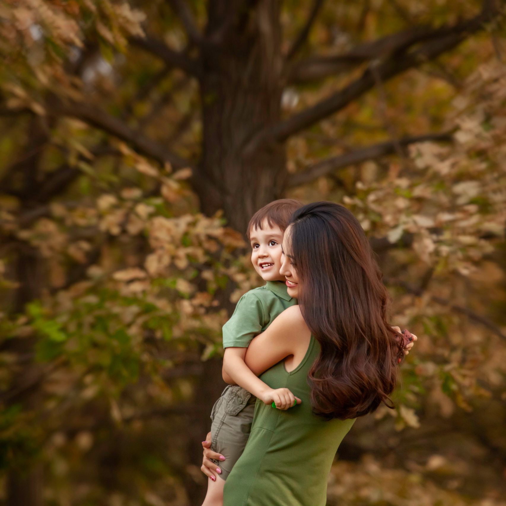 Контакты. Family and children’s photographer in Almaty Azhar Shaidildinova
