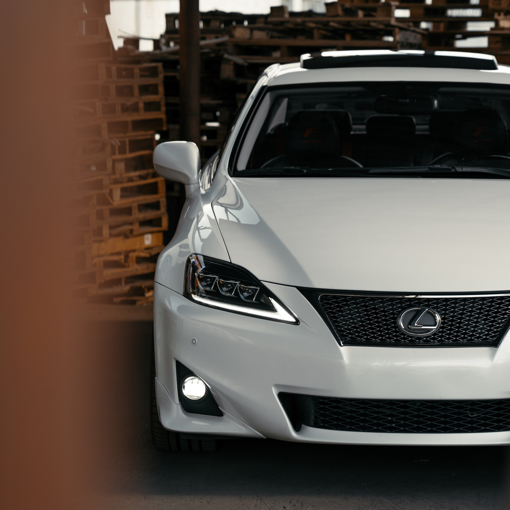 Услуги. DeLorein