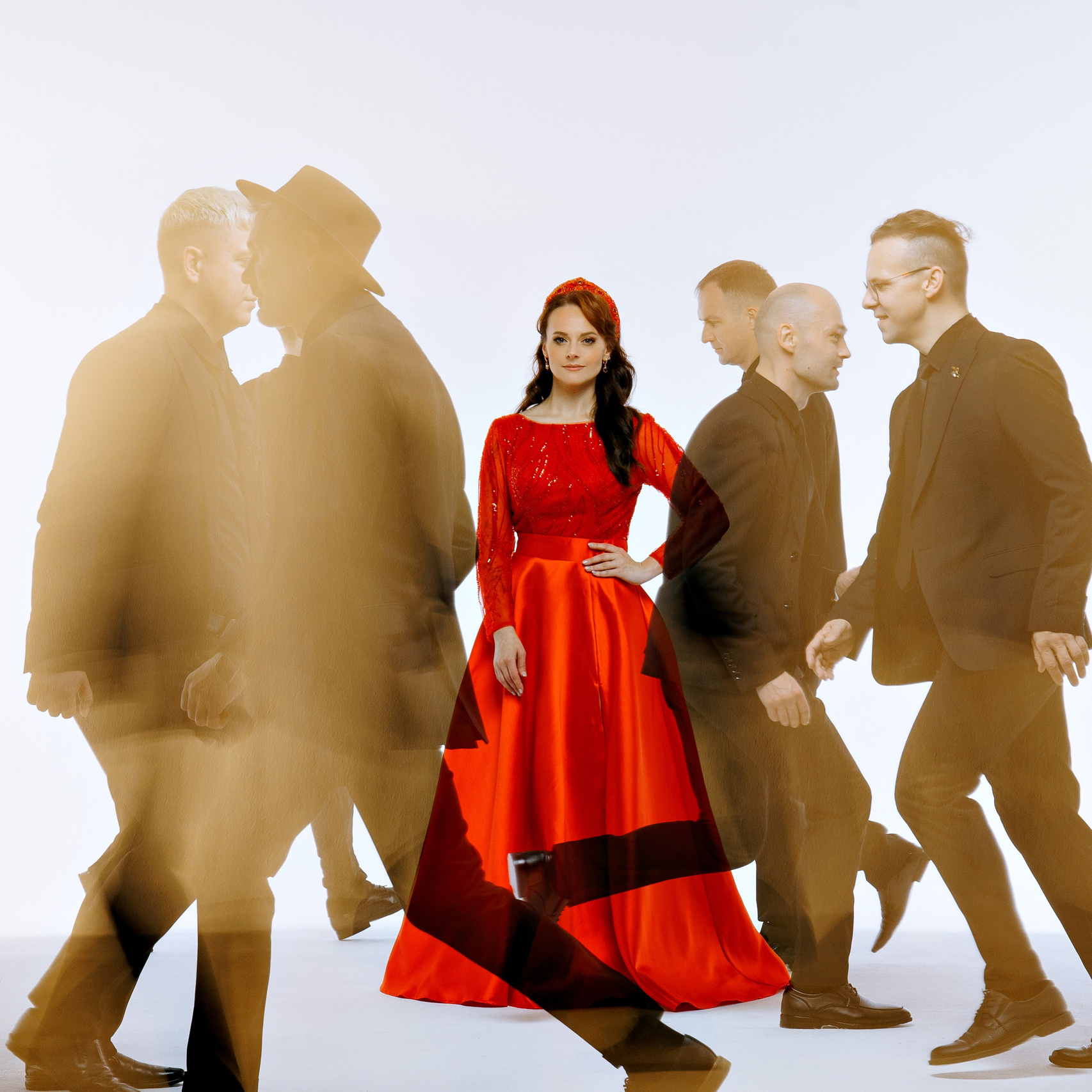 Контакты. СУРОВЦЕВА project. Эстрадно-народный кавер-бэнд