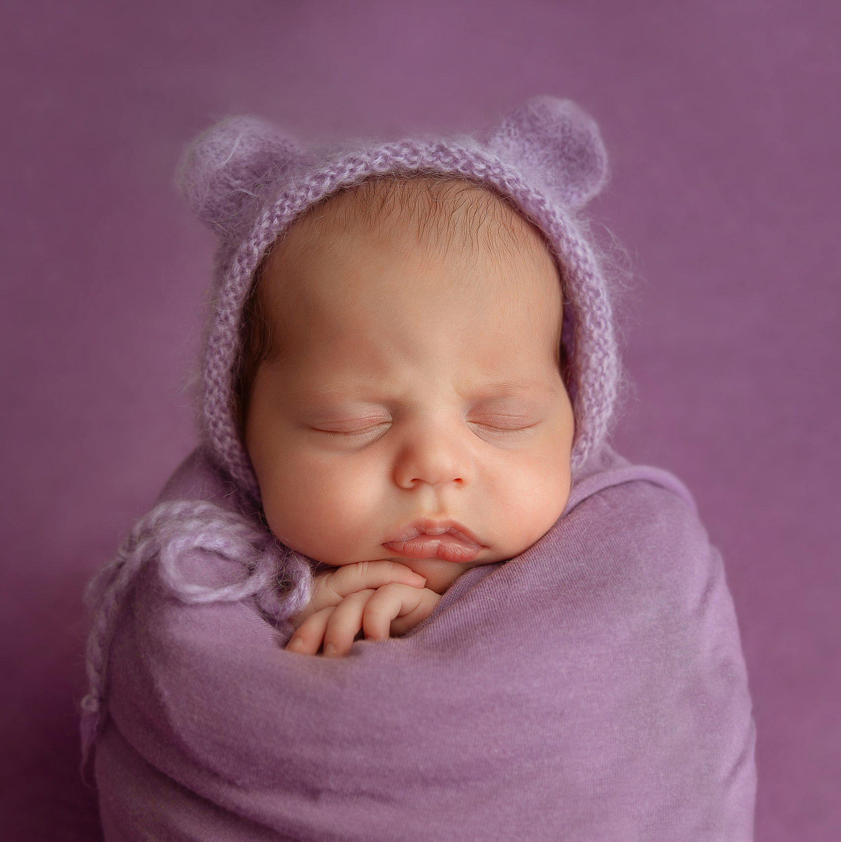 Съёмка новорожденного в классическом стиле. Фотограф новорождённых Одинцово и Одинцовский район Московской области