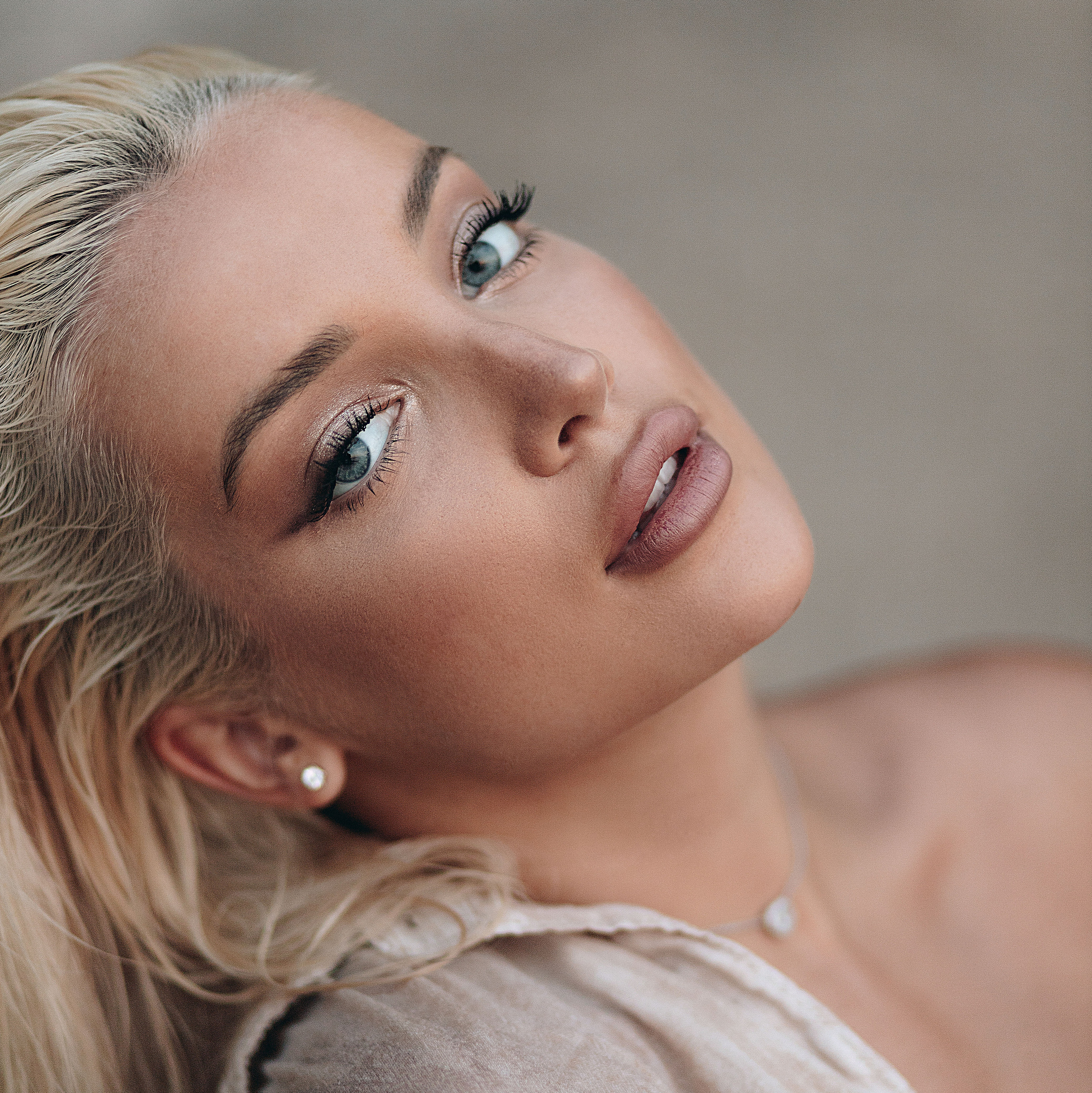 Прайс на классическую фотосессию. Нейрокреатор Сербия, Нови-Сад