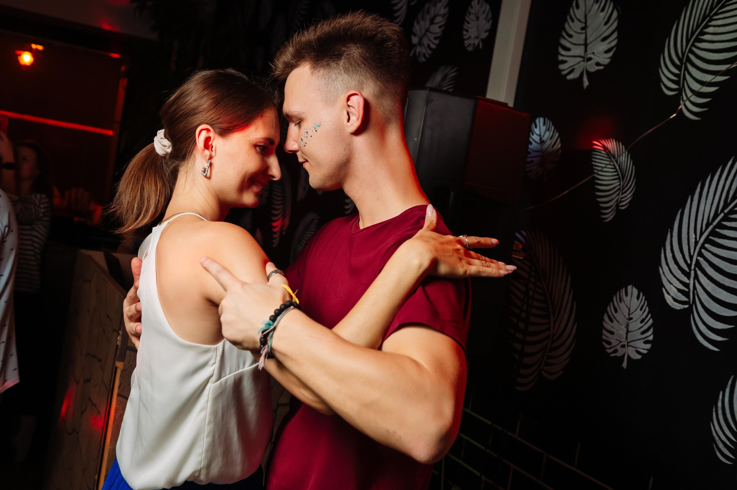 Школа социальных танцев Casa Latina. Репортажный и свадебный фотограф в Курске Борис Захарчук