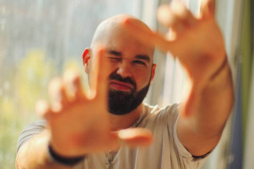 НАСТАВНИЧЕСТВО ПО СОЗДАНИЮ ОДЕЖДЫ. Модельер Евгений Бременев