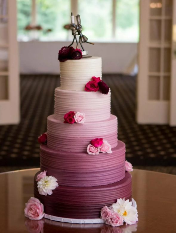 Все, что вам необходимо знать о свадебном торте. Свадебный фотограф Евгения Фролова г. Каменск-Шахтинский, Донецк, Ростов