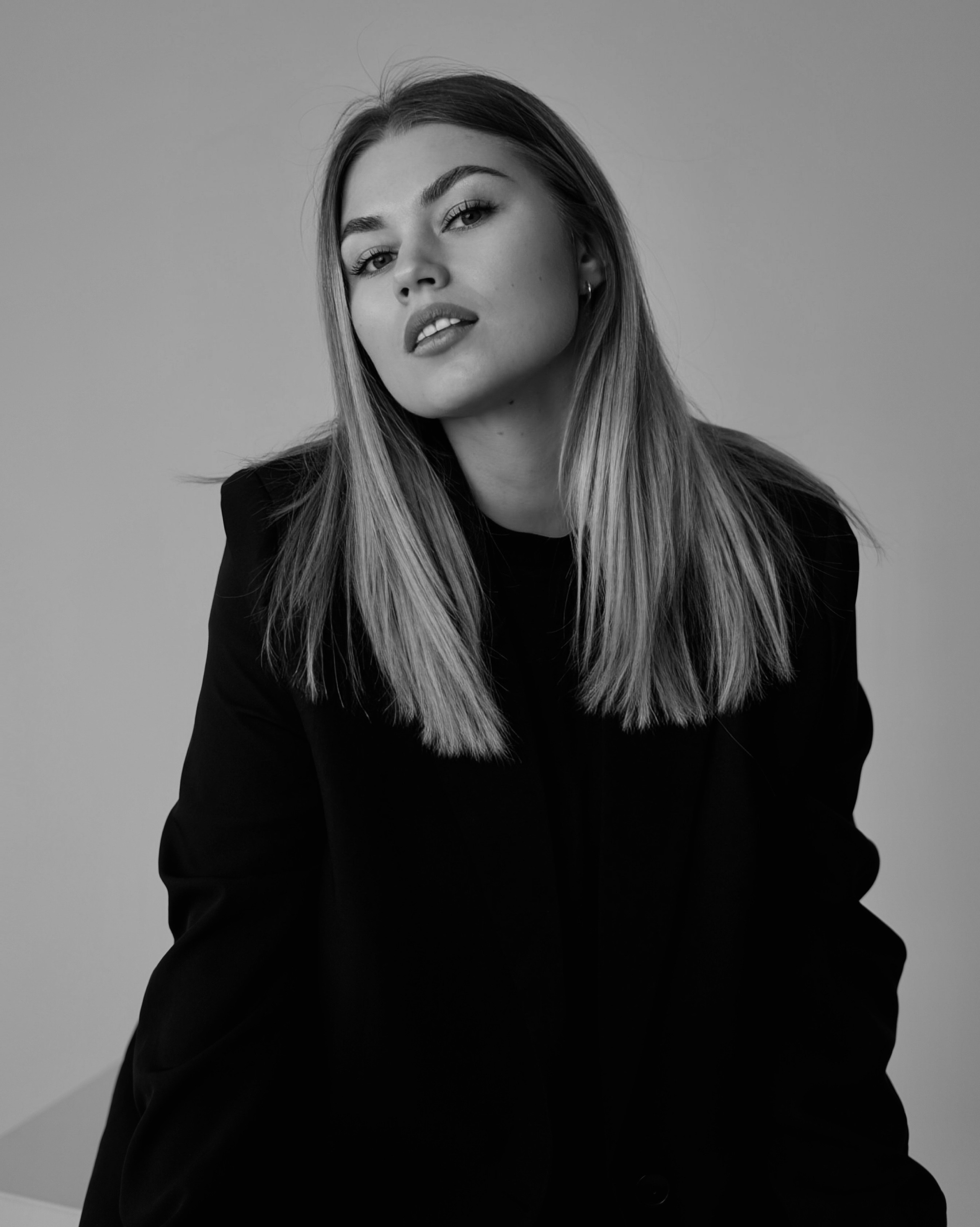 Контакты. Стильный фотограф и видеограф в Москве и Троицке