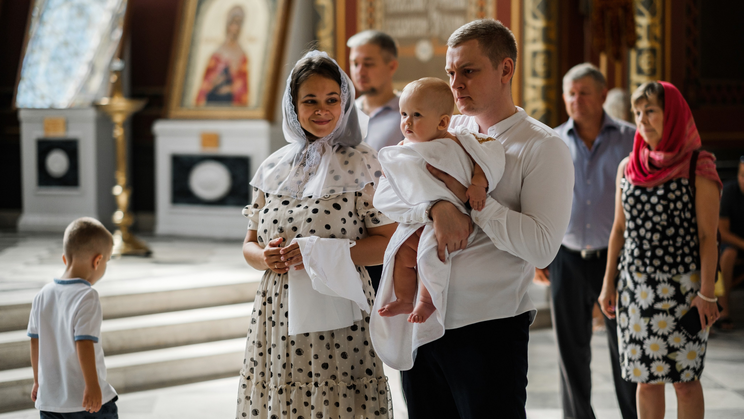 Крещение (подробнее). Свадебный фотограф | репортаж | праздники | крещение