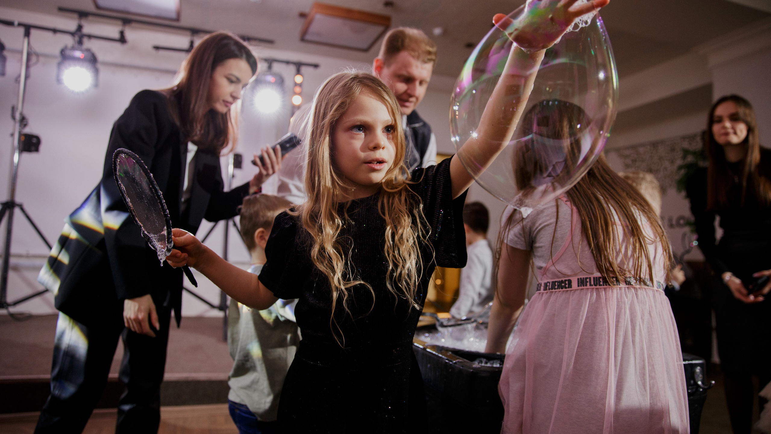 Шоу мыльных пузырей Саратов. Шоу программы Владимира Куликова