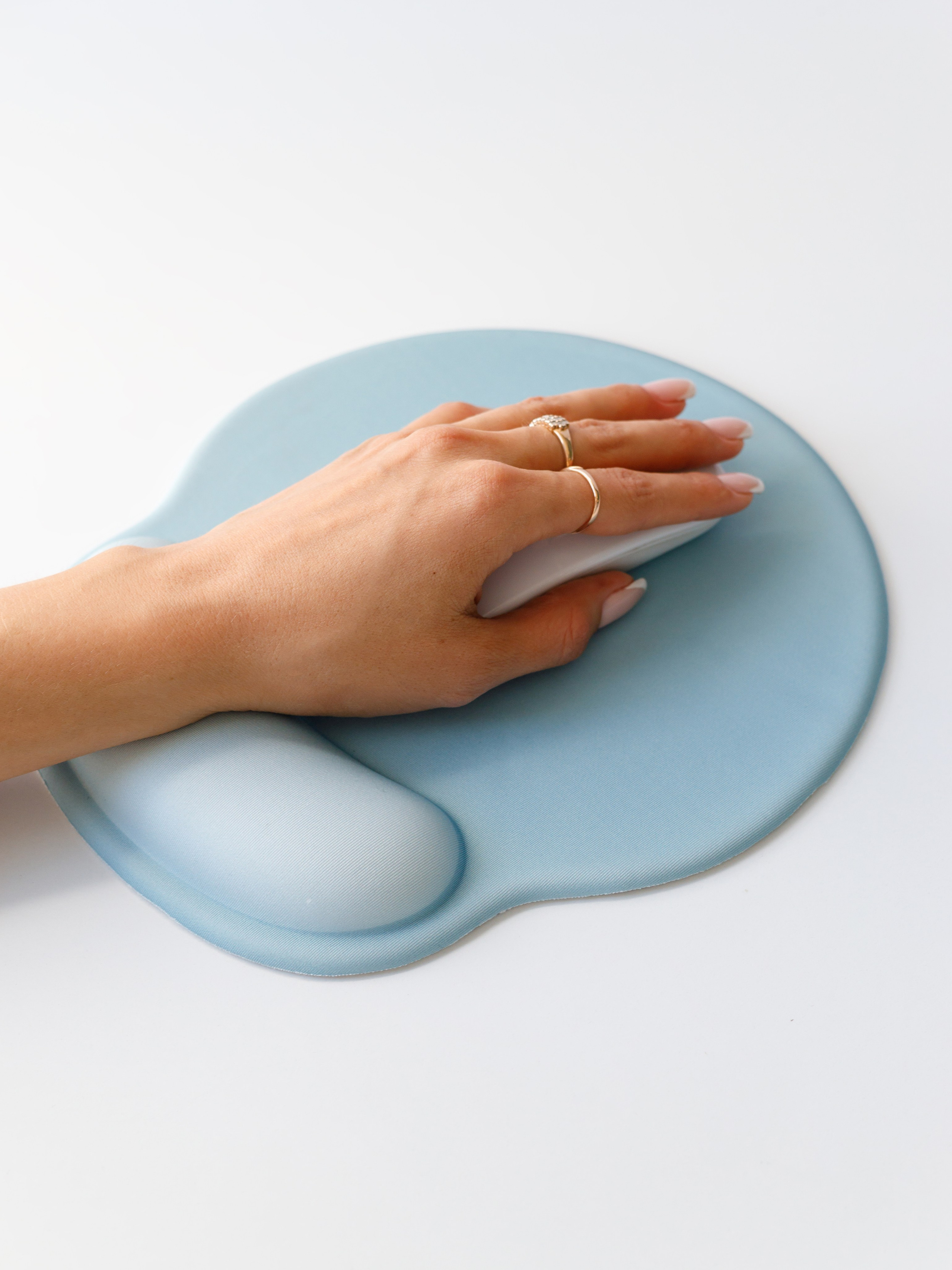 Преметный фотограф. Репортажный и портретный фотограф в Москве Саханцева Анна