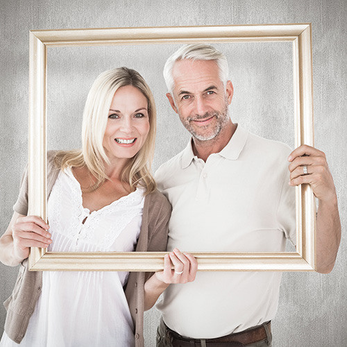 ожившая фотография картина. Парочка в рамке.